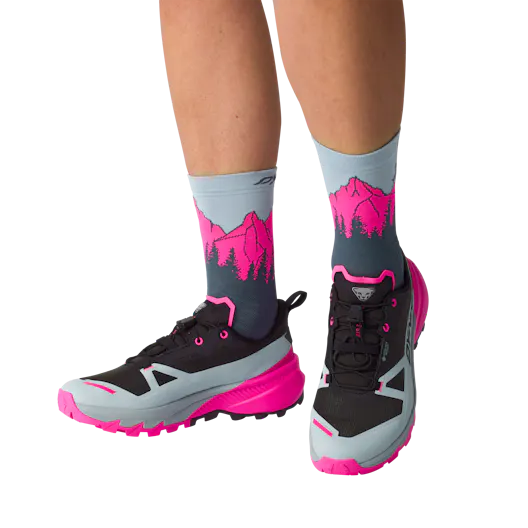 Traverse Crew Socks on_body image