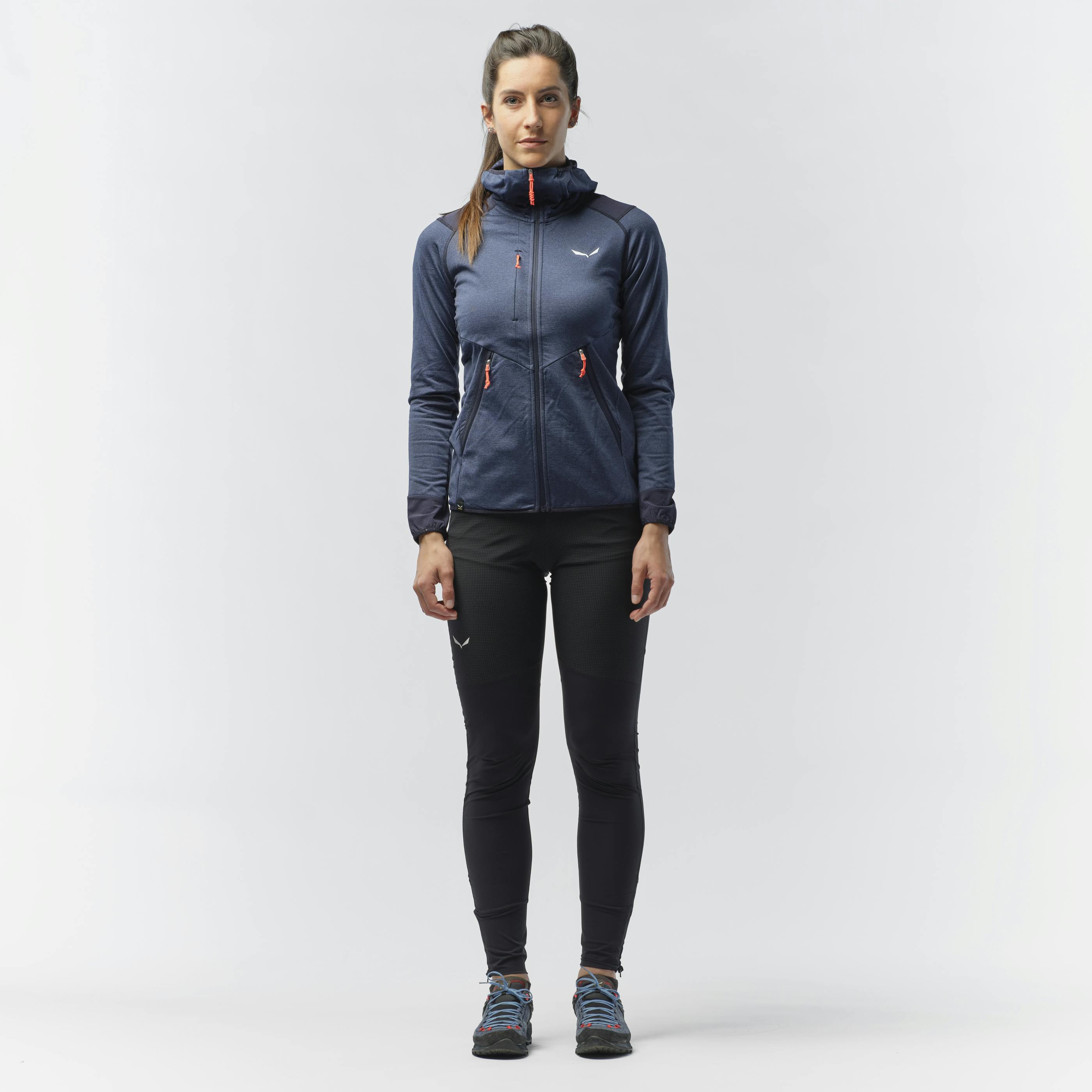 Agner Hybrid Polarlite Durastretch Felpa con Cappuccio Donna on_body image