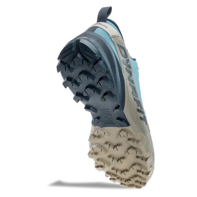 Traverse Mountaineering Shoes Men perspective_view image