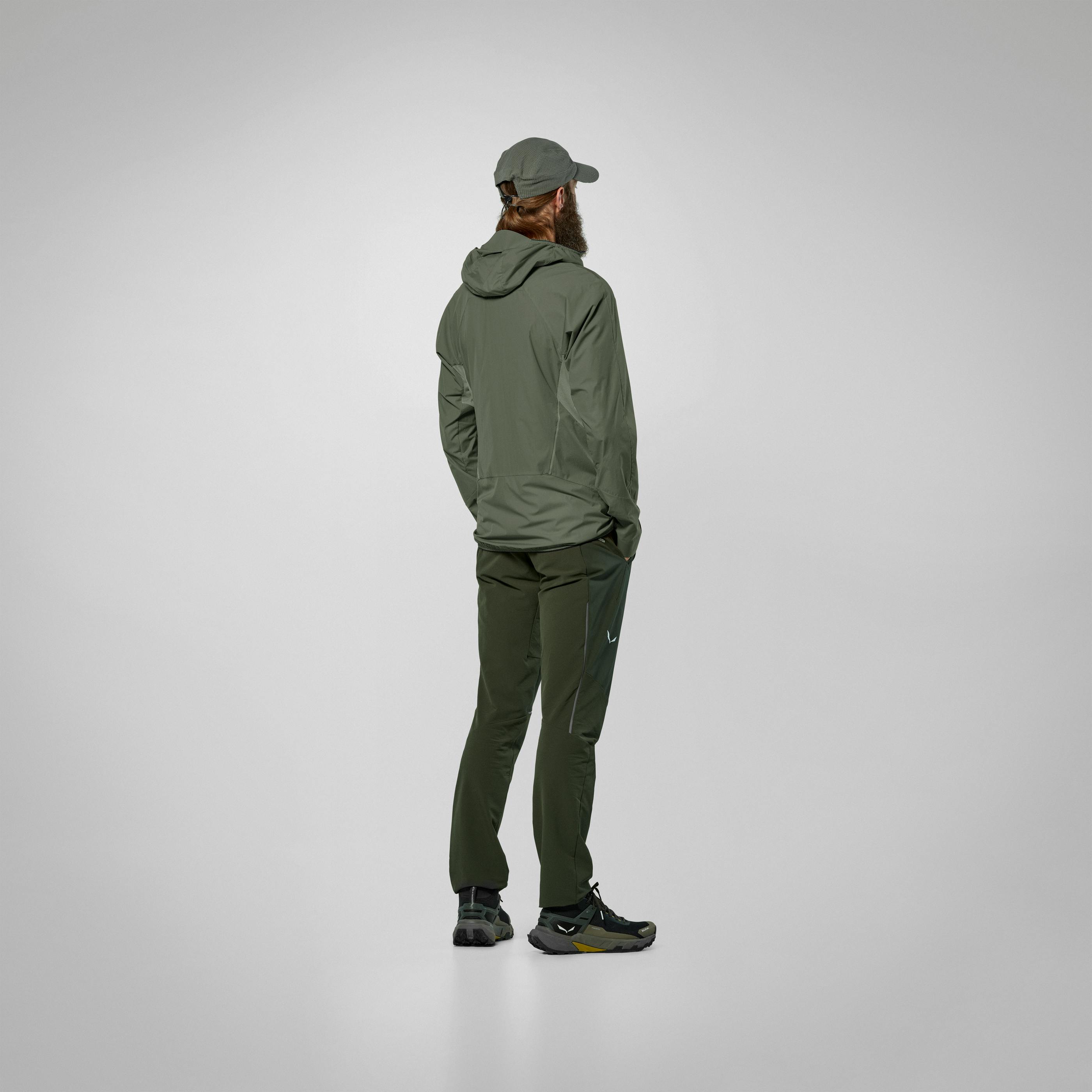 Pedroc Wind Kapuzenjacke Herren  on_body image