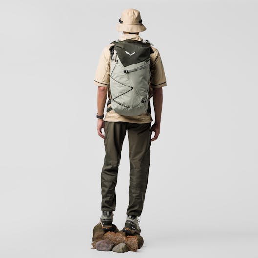 Puez 40+5L Rucksack on_body image