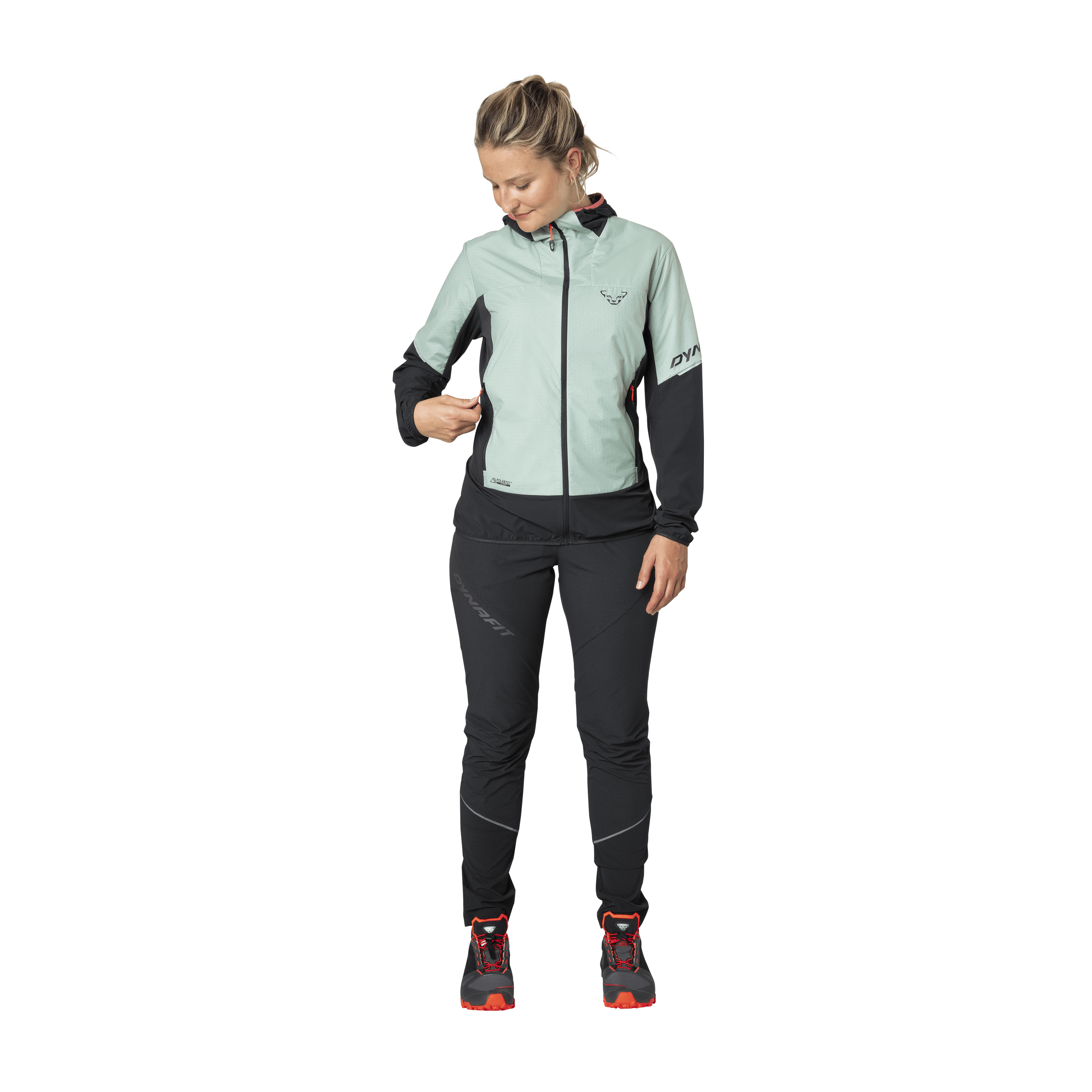 Traverse Alpha Kapuzenjacke Damen on_body image