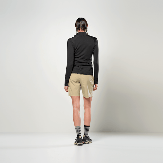 Puez Waffle Hybrid Polarlite Jacket Women on_body image