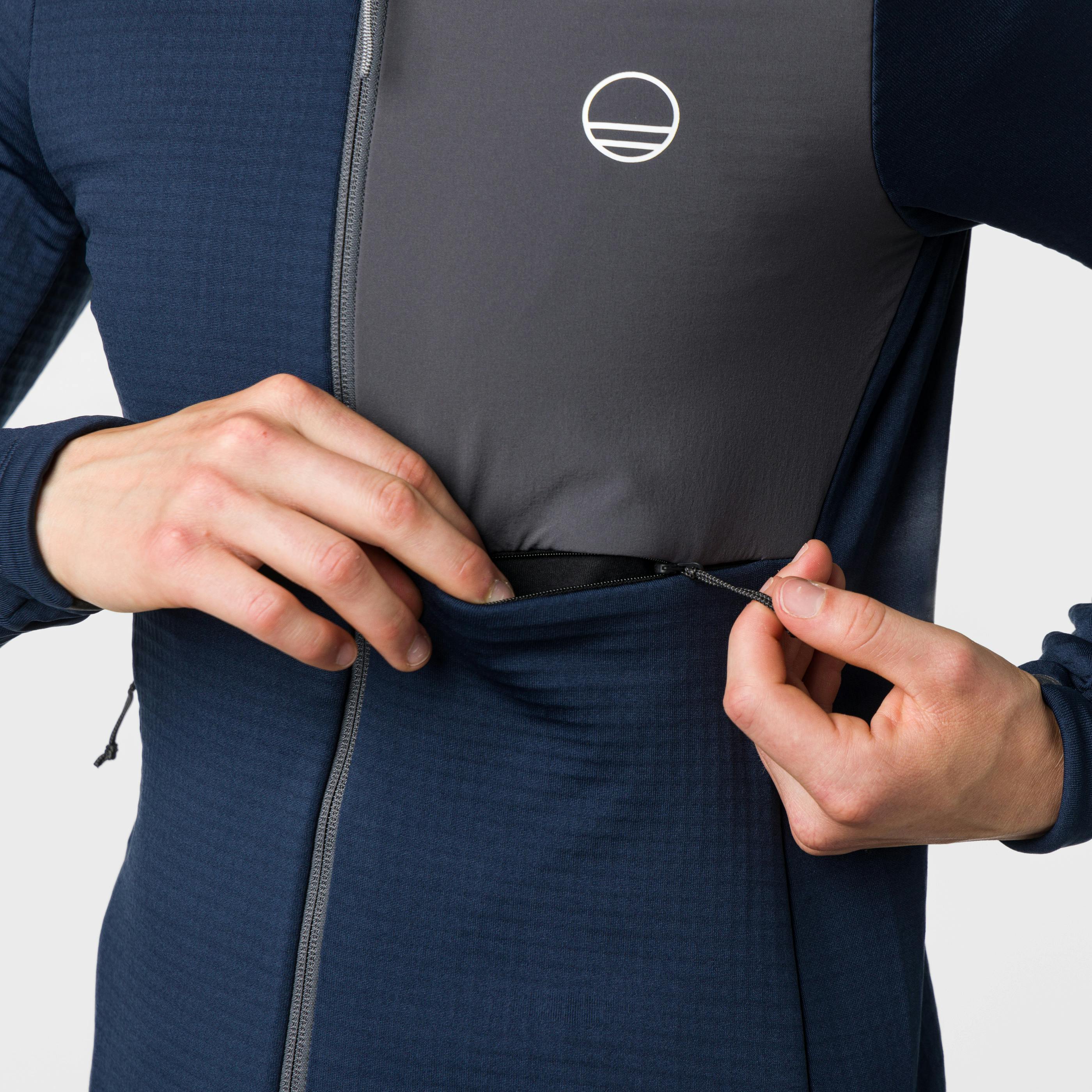 Session Pro Hoody Woman on_body image