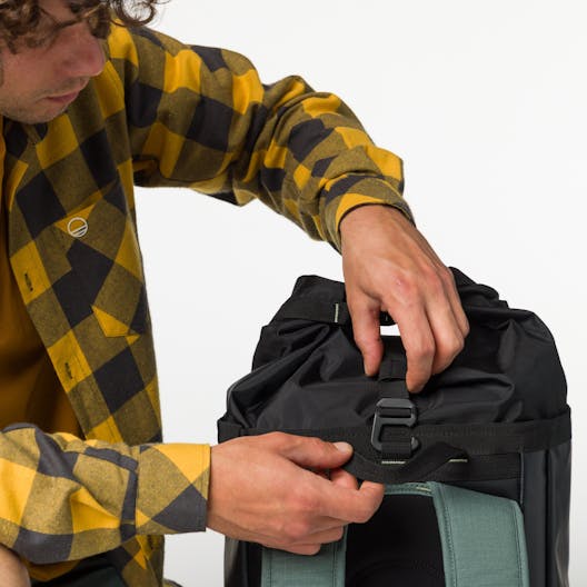 Crag Hauler 25 Backpack perspective_view image