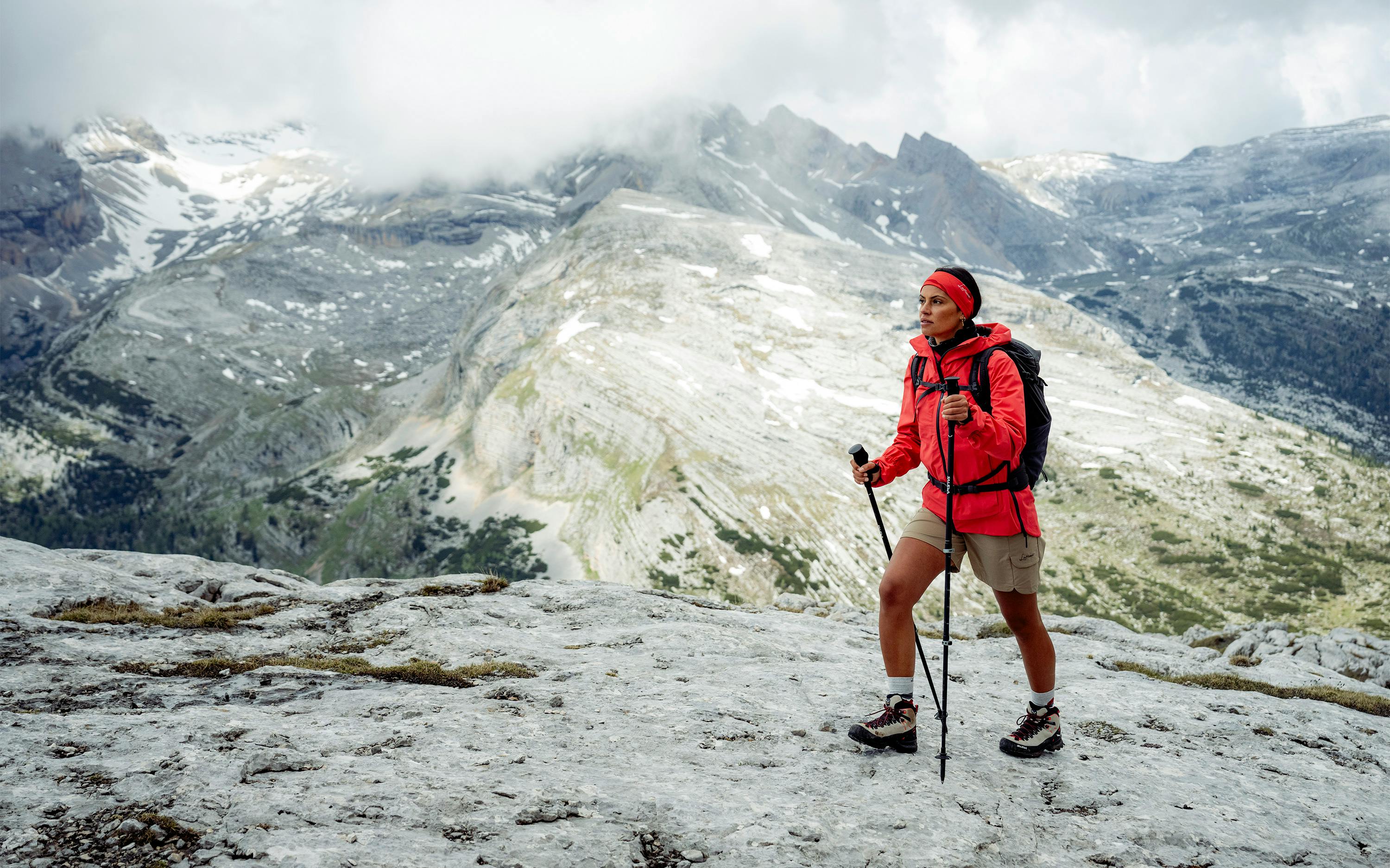 Katharina Pantaloncini Da Montagna horizontal image