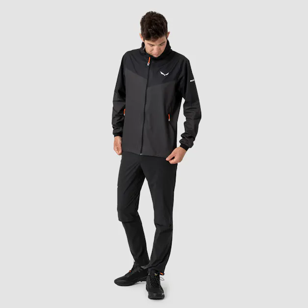 Pedroc 2.5L Powertex Light Jacke Herren on_body image