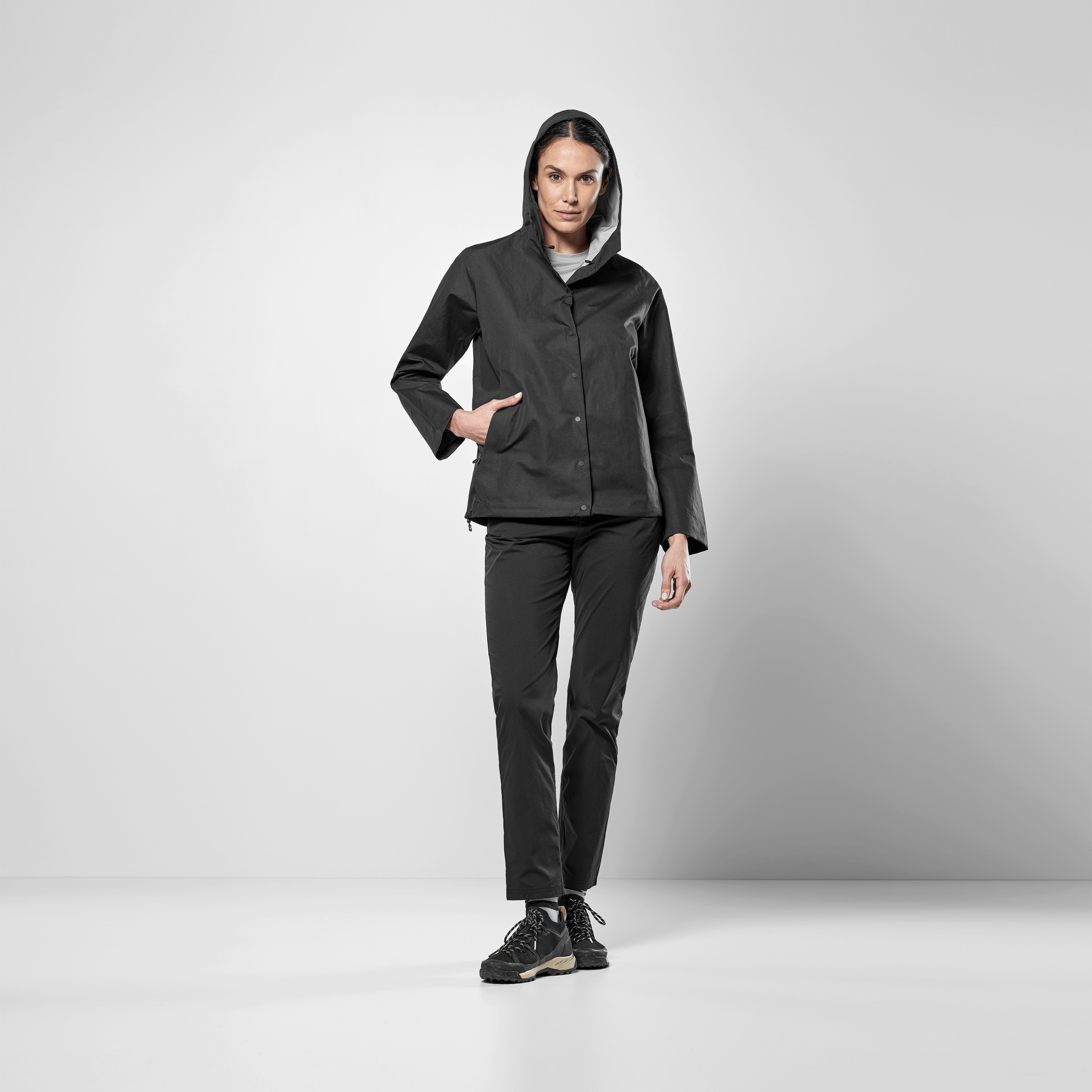 Fanes Hemp Powertex 3 Layers Softshell Jacke Damen on_body image