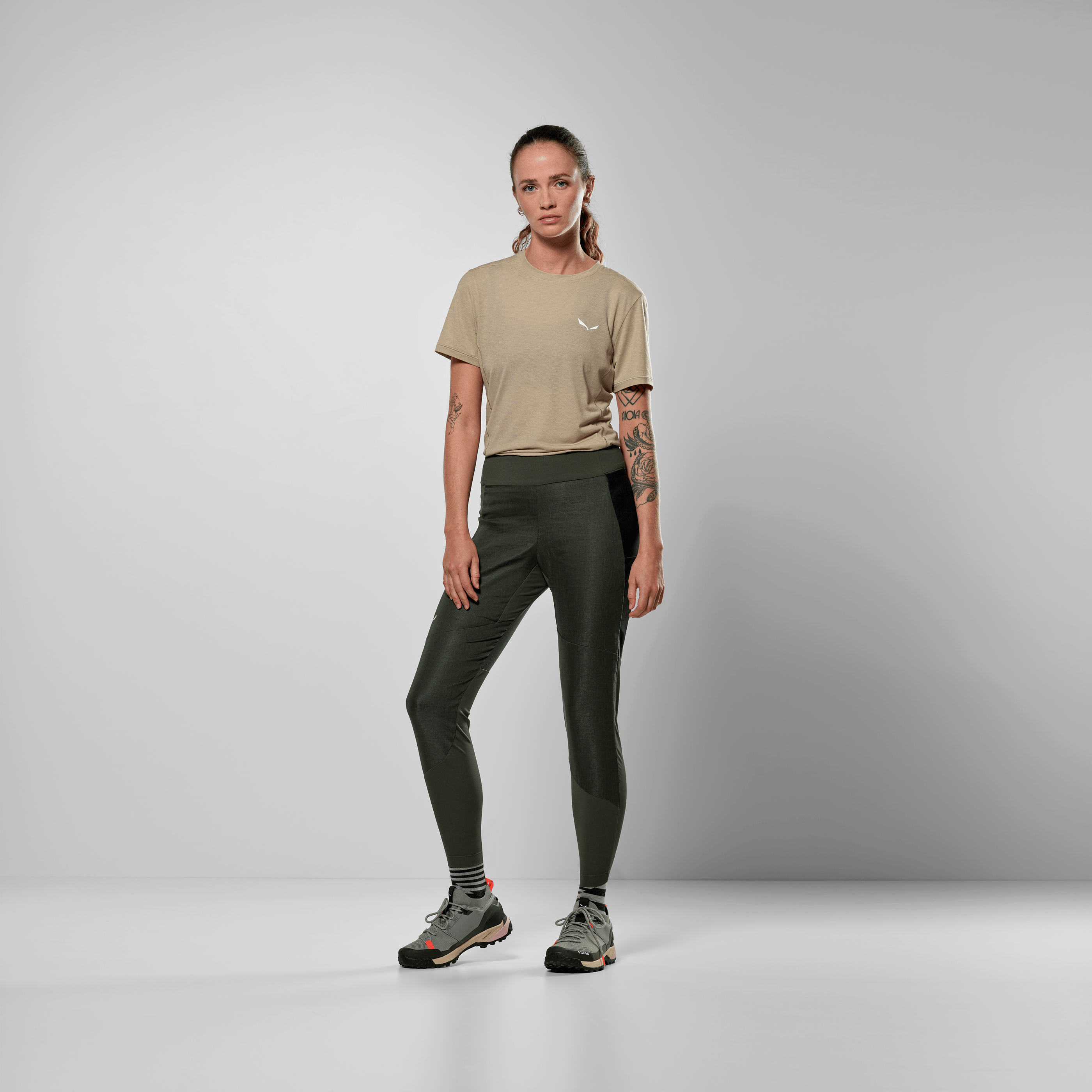 Puez Hemp Tights Women on_body image