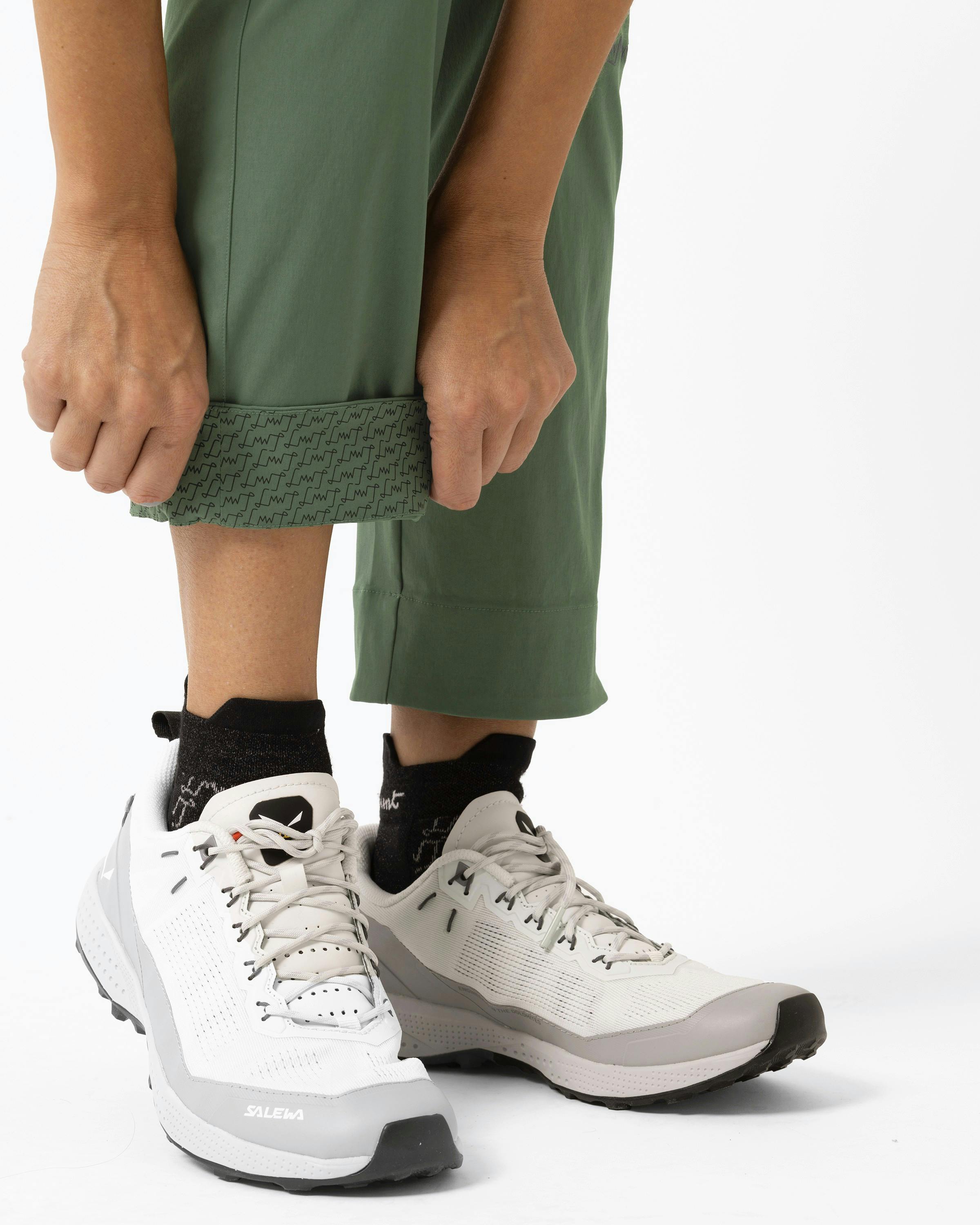 Celine Travel Pant tech_detail image