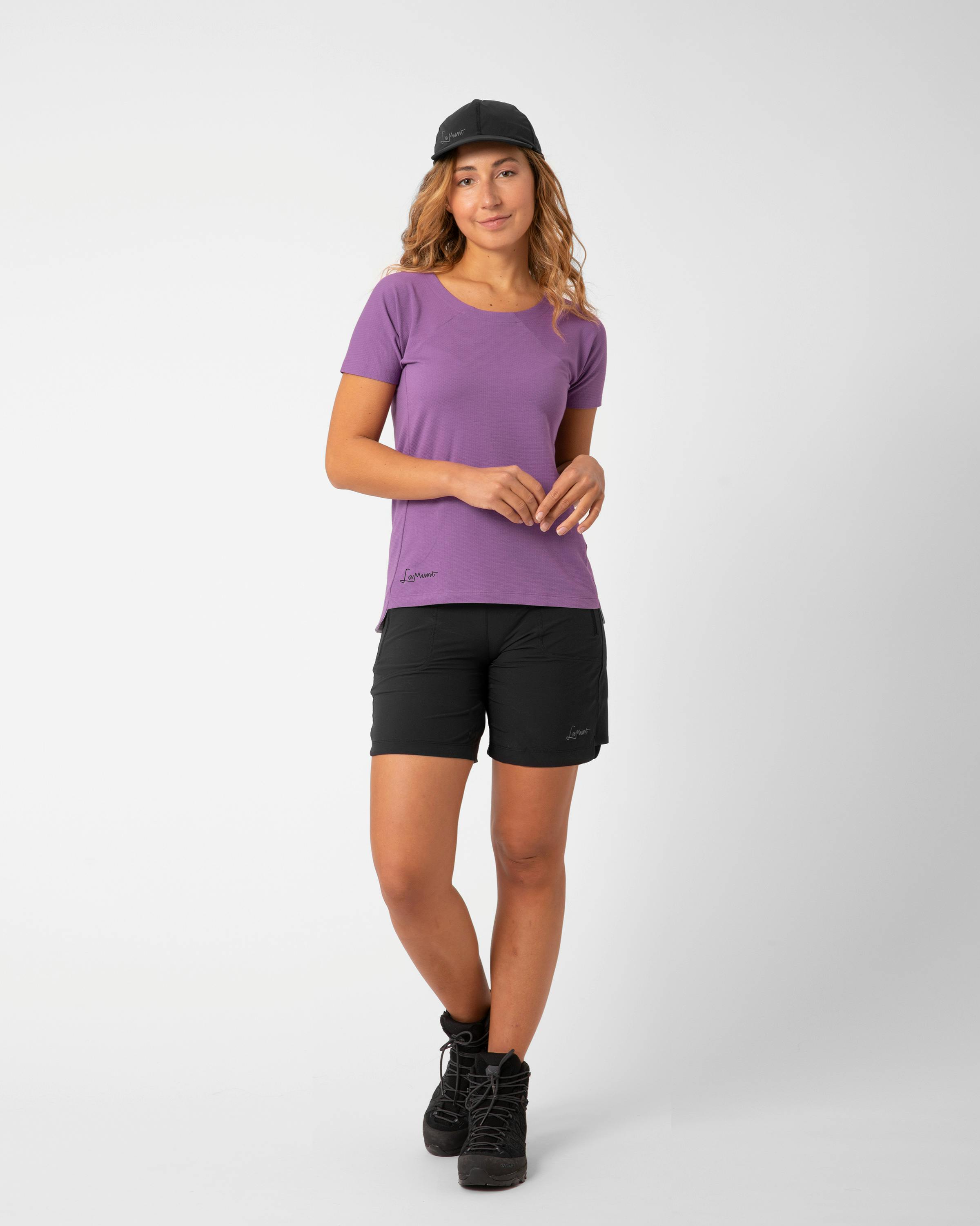 Maria Minimal Tee perspective_view image