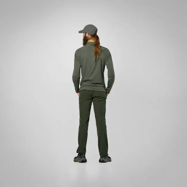 Pedroc Dry'ton Wind Maglia mezza-zip maniche Lunghe Uomo on_body image