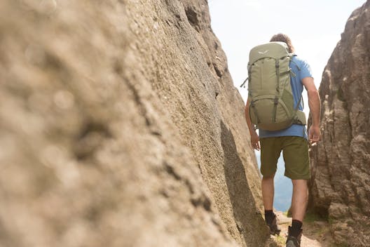 Mountain Trainer Mid GORE-TEX® Men's Shoes action_shot image