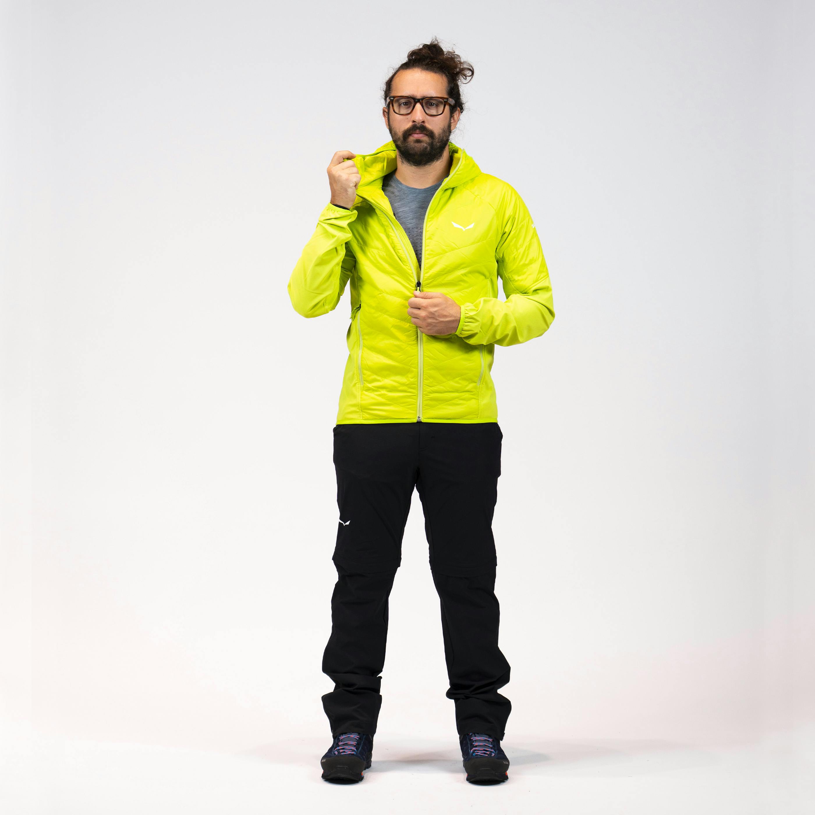 CRODA TWR M HYB JKT on_body image