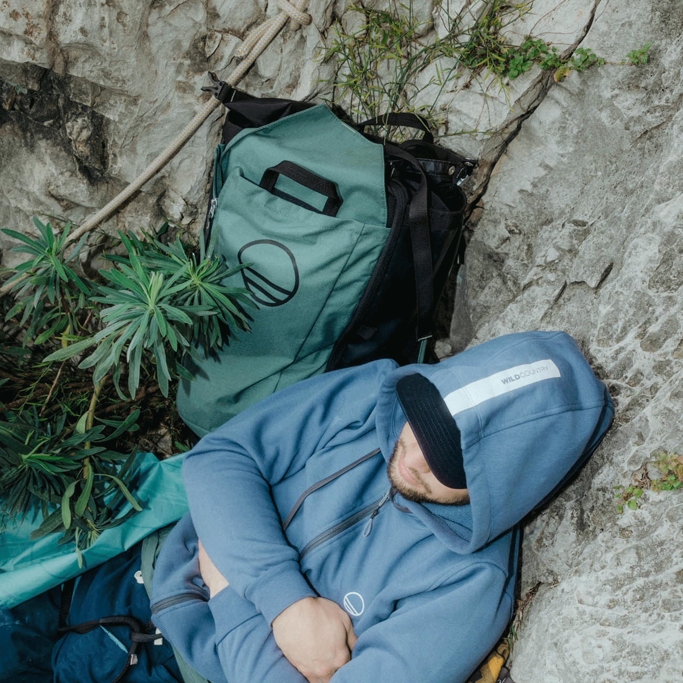 Crag Hauler 40 Rucksack perspective_view image