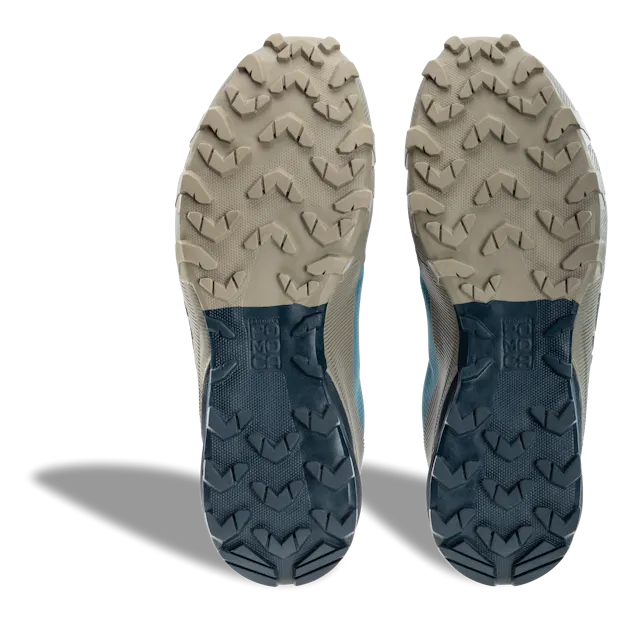 Traverse Mountaineering Shoes Men perspective_view image