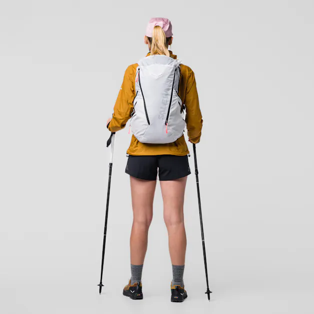 Pedroc Pro 20L Rucksack Damen on_body image