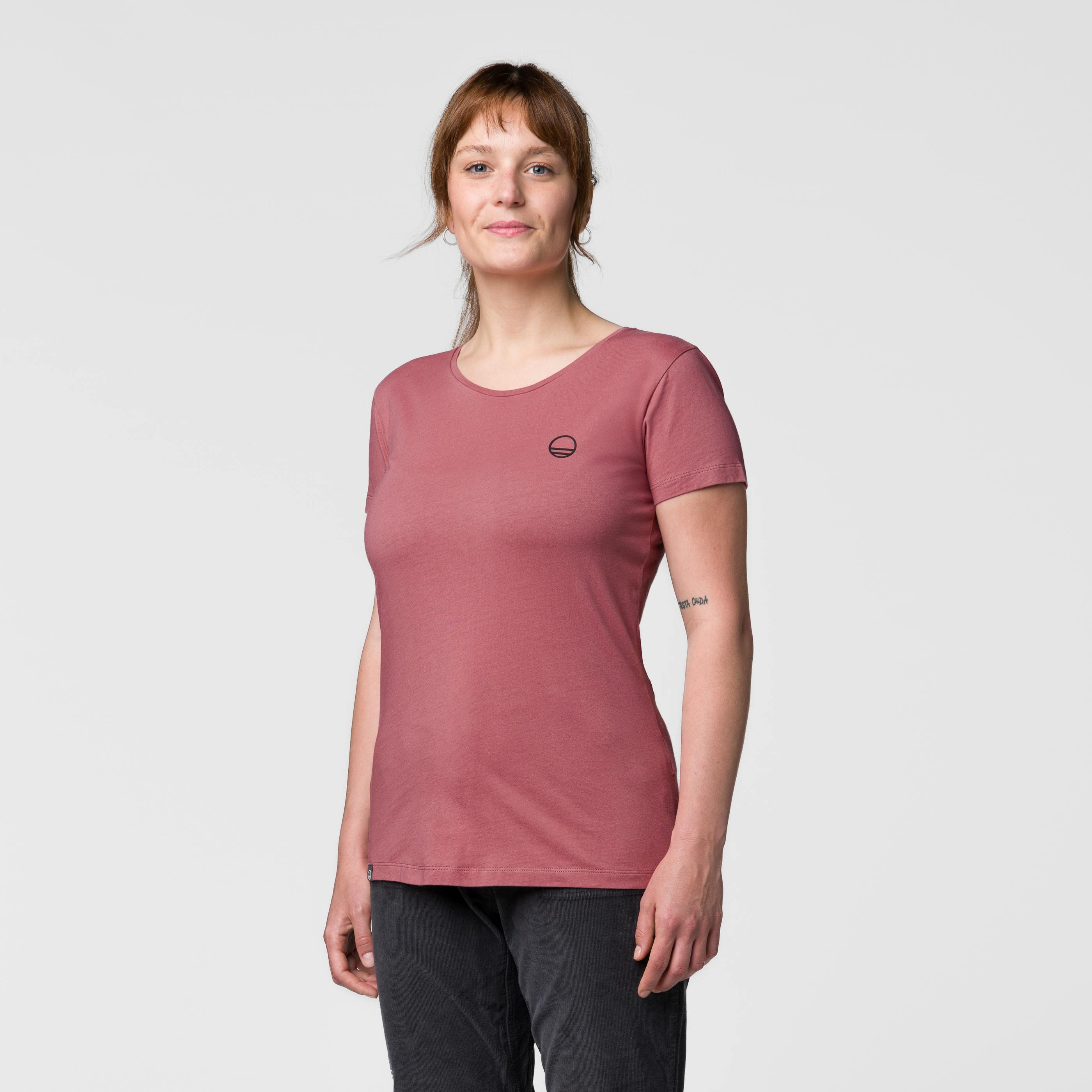 Stamina T-Shirt Damen on_body image