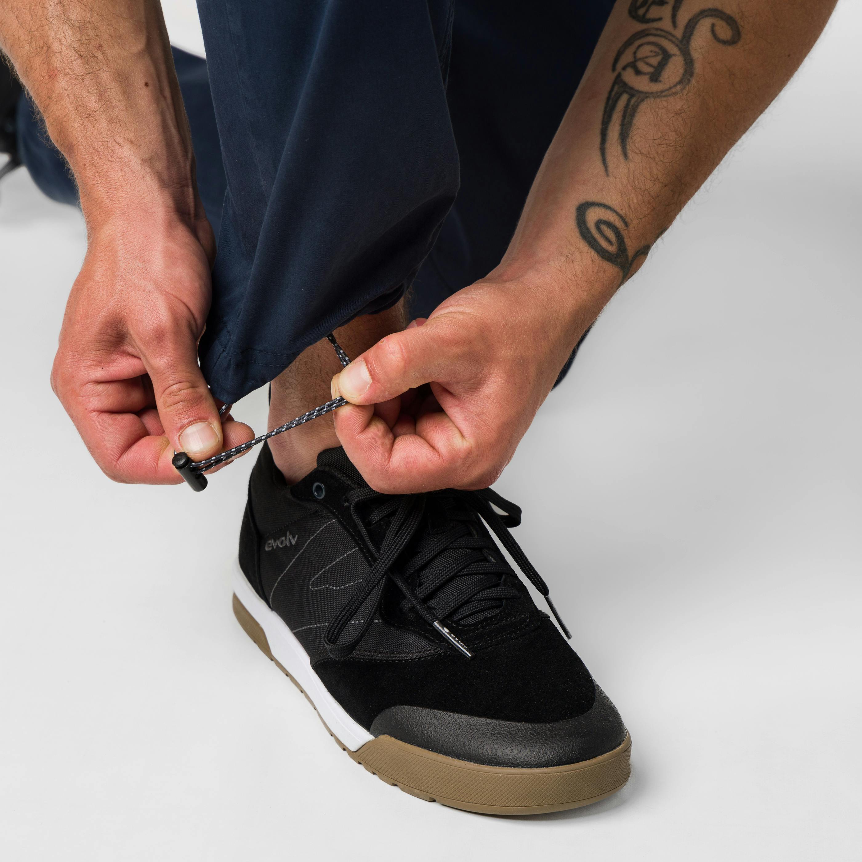 Stamina 2 Hose Herren on_body image