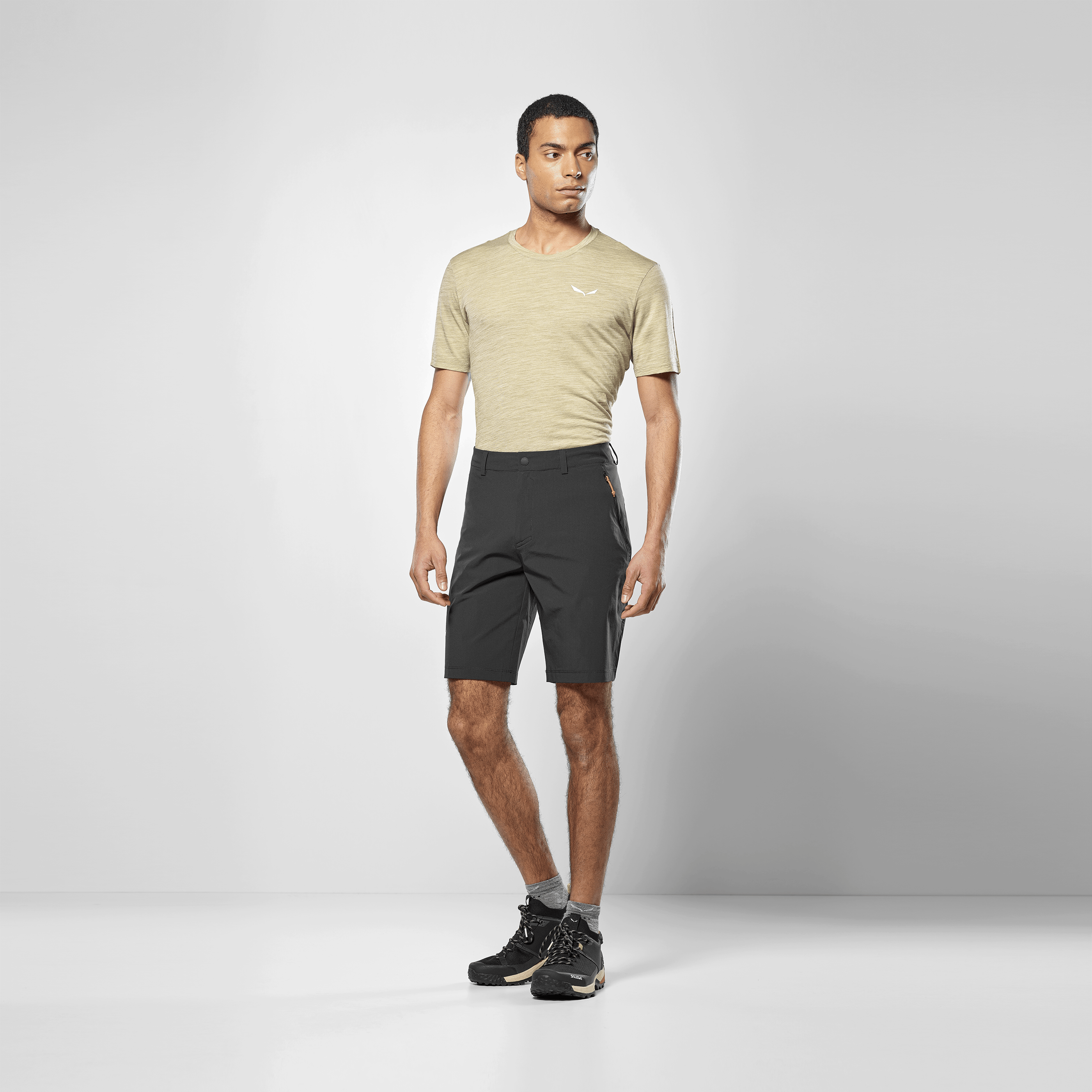 Puez Talveno Durastretch Short Homme on_body image