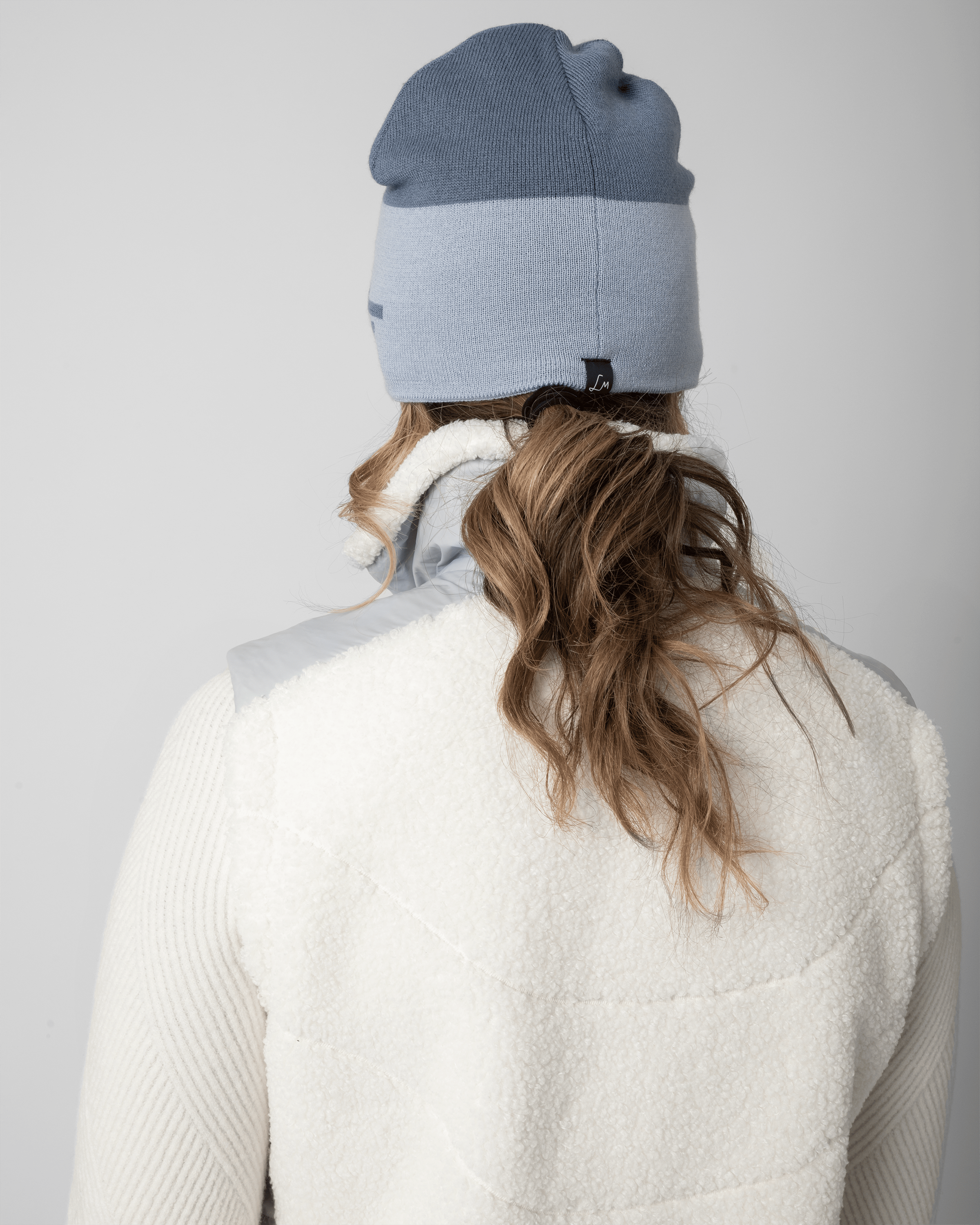 Sophia Weste tech_detail image