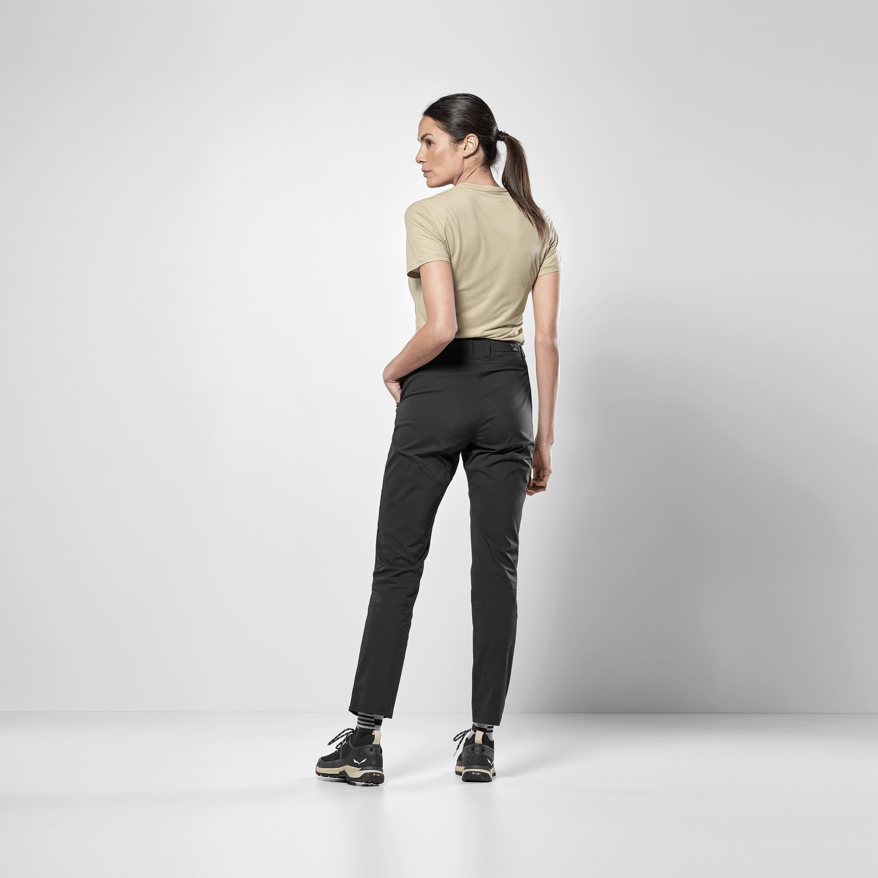 Fanes Pantalone Light Donna on_body image