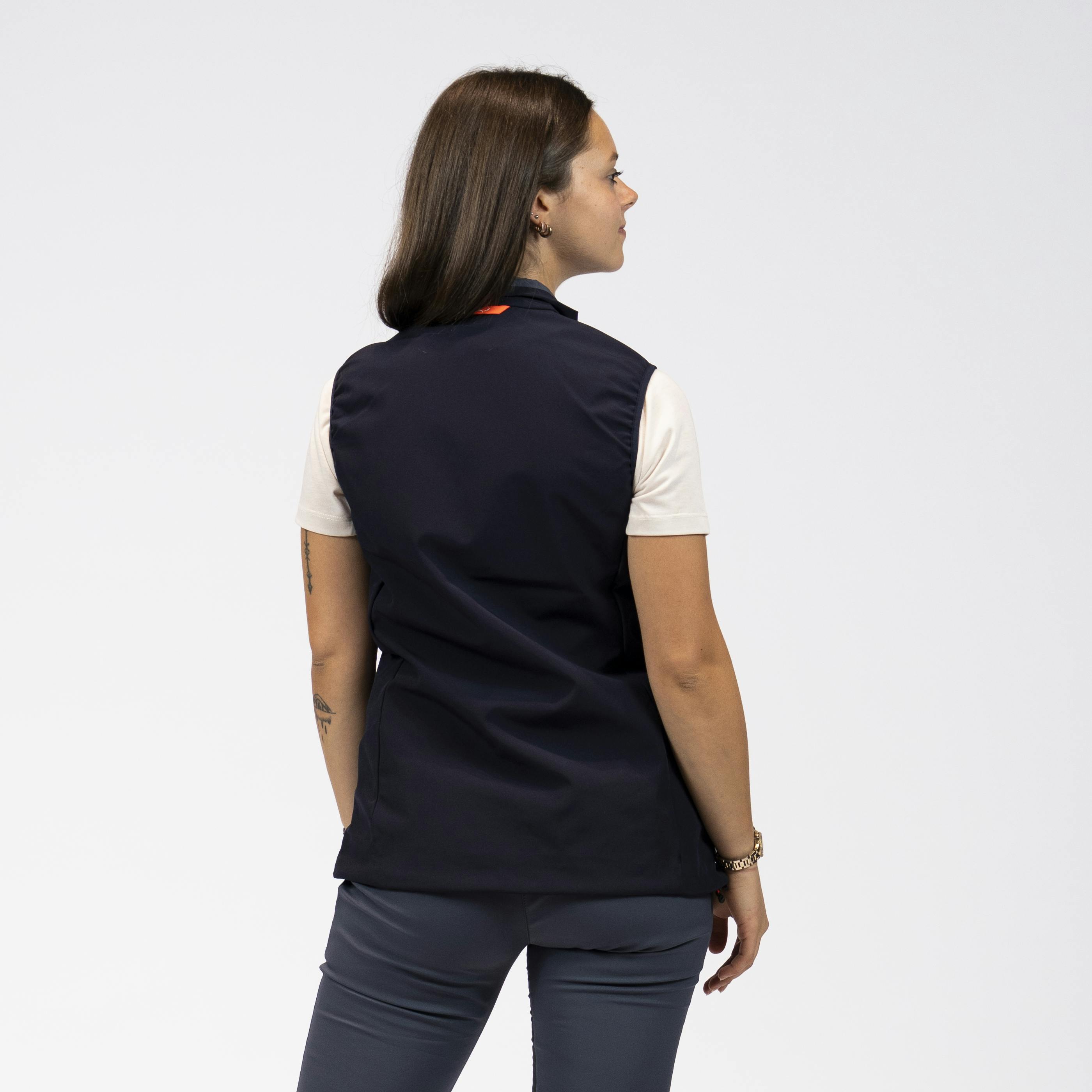 CESANO SW W VST perspective_view image