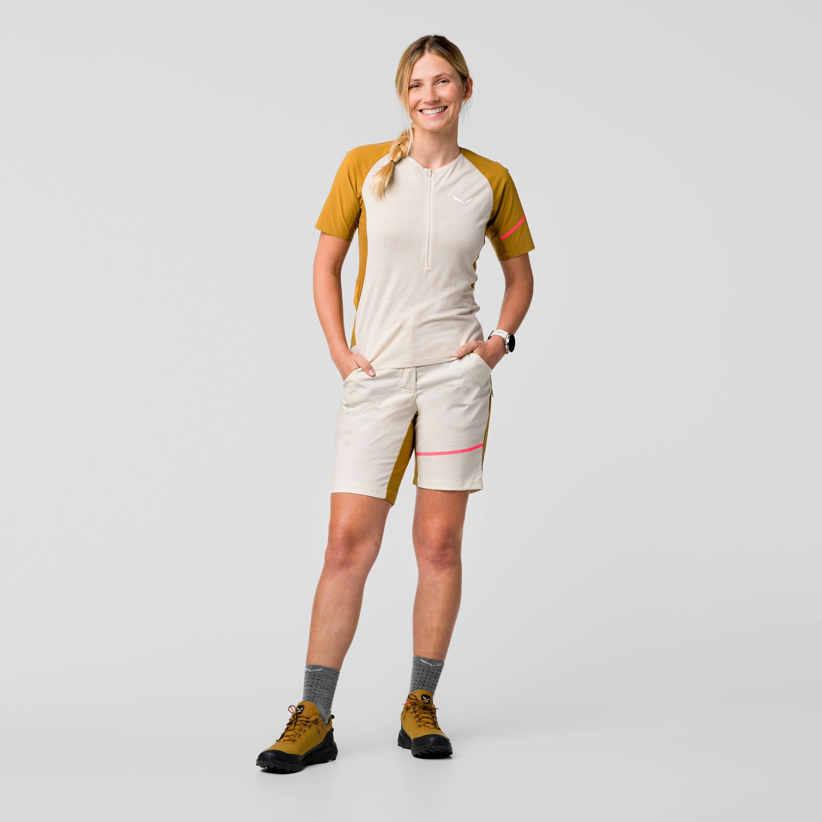 Vento Merino Half Zip T-Shirt Damen on_body image