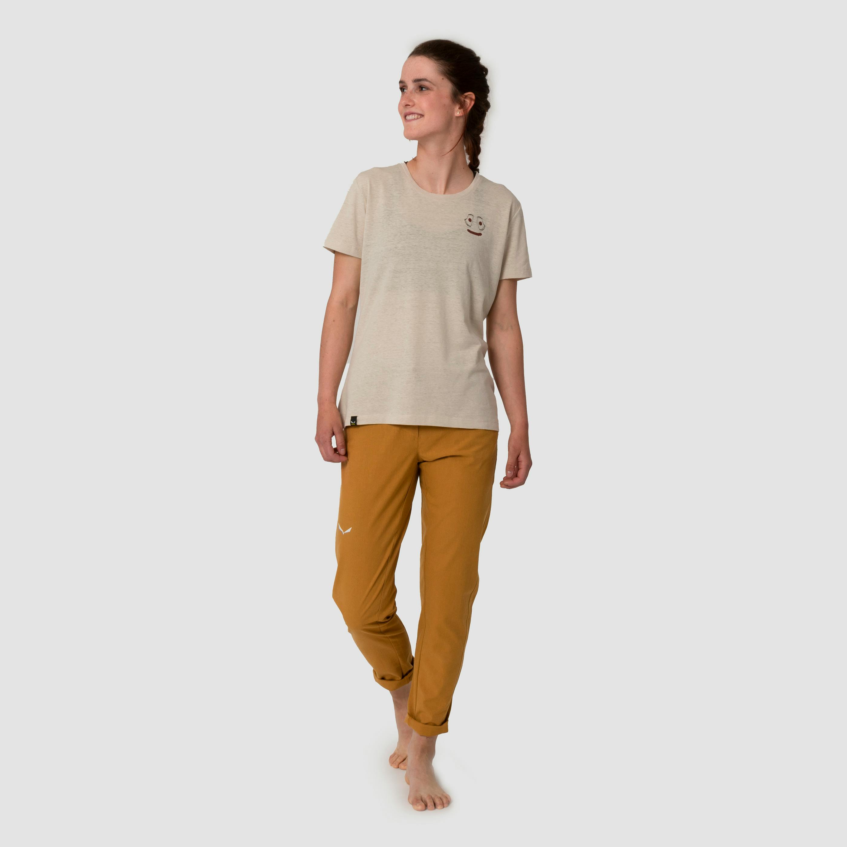 Lavaredo Hemp Pant Women on_body image