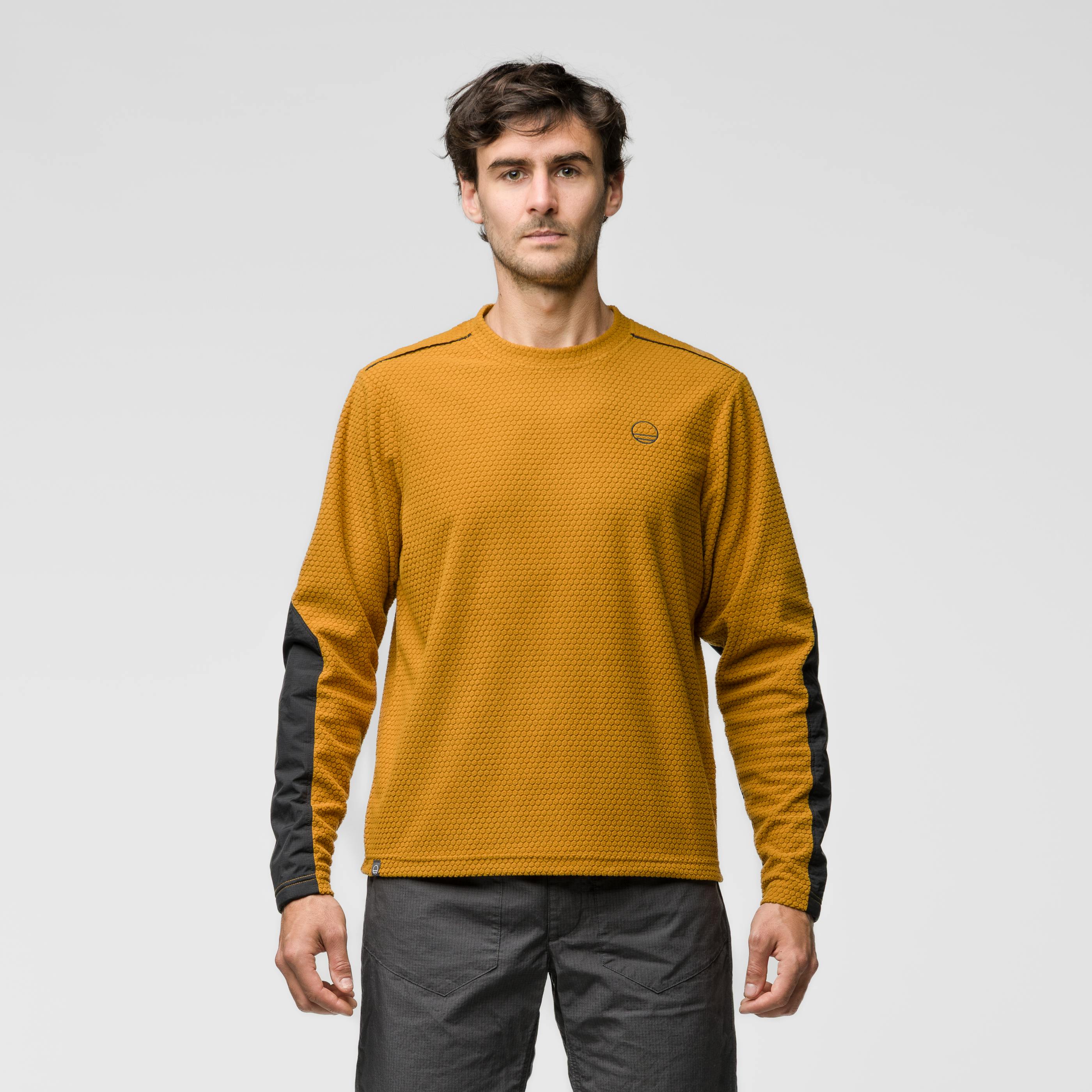 Session Pro Uni Sweater on_body image