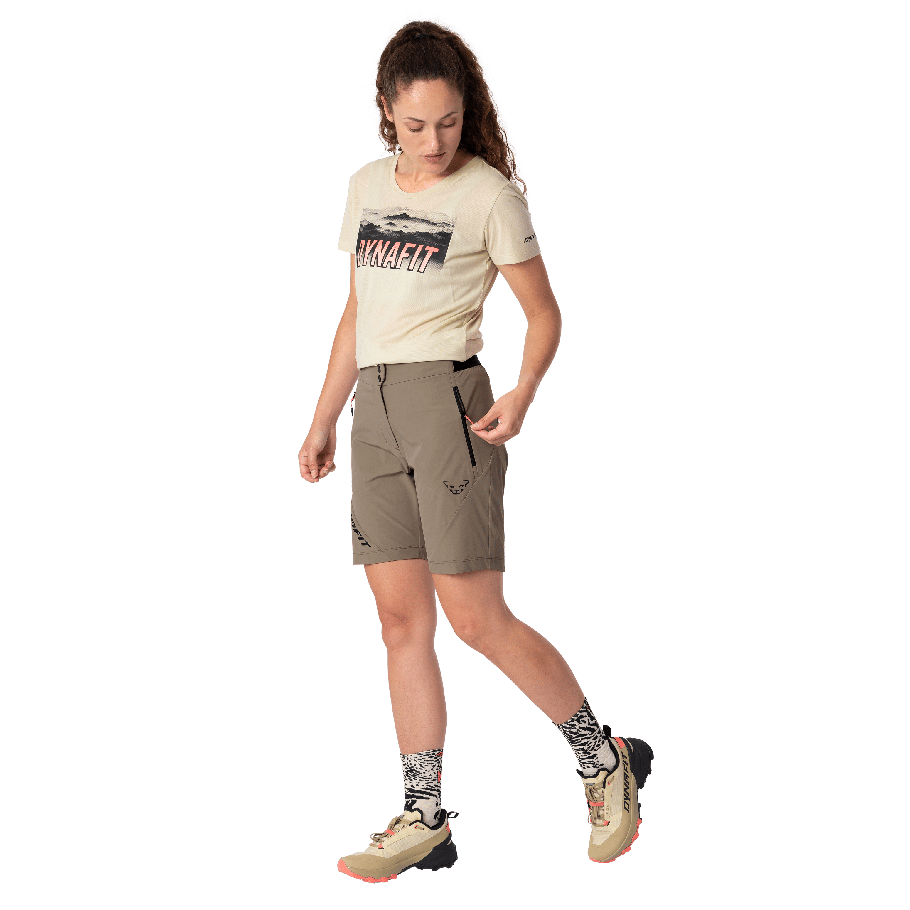 Short Transalper Light Dynastretch donna on_body image