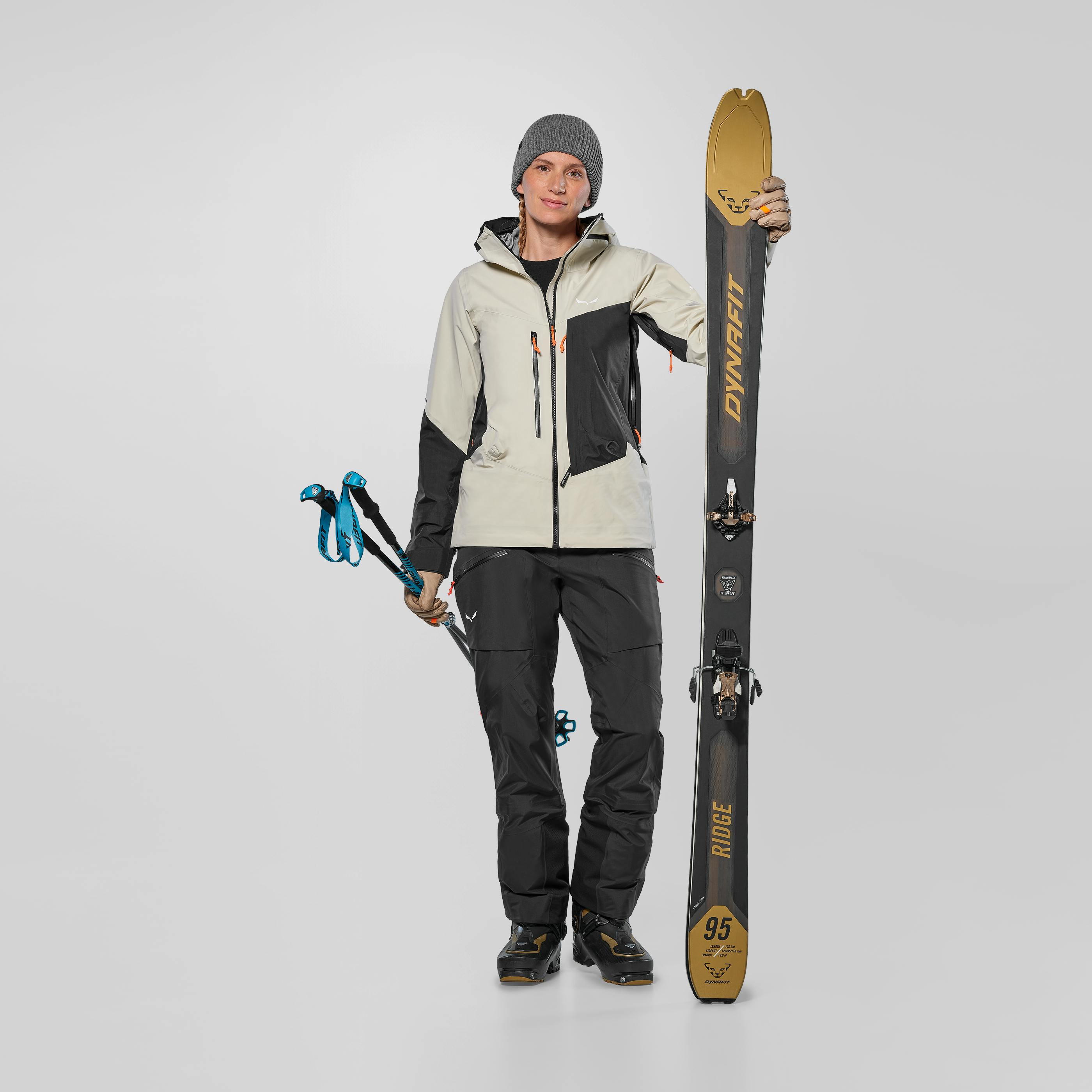 Sella 3 Layers Powertex Hardshell Veste Femme on_body image