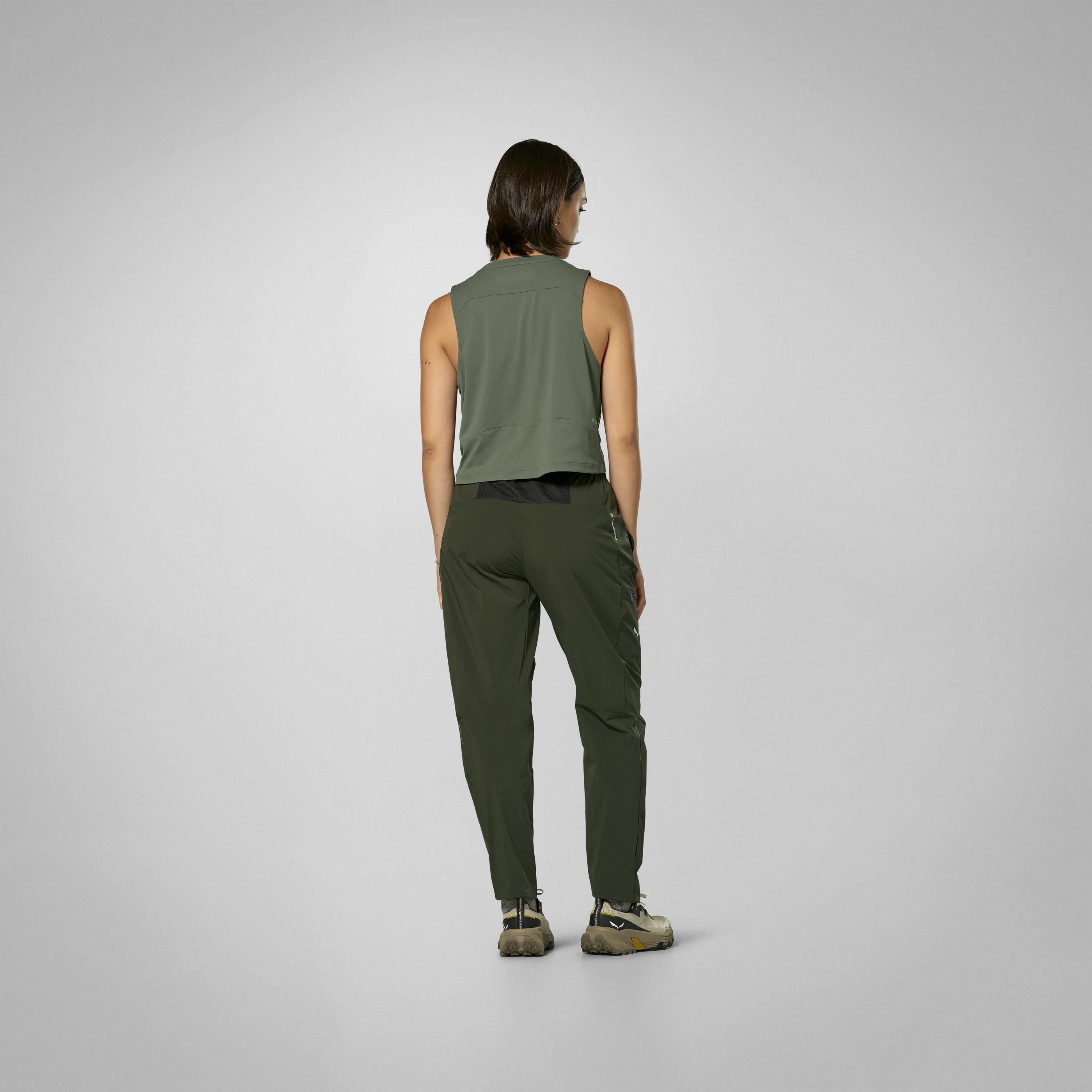 Pedroc 3 Durastretch Light Pant Women on_body image