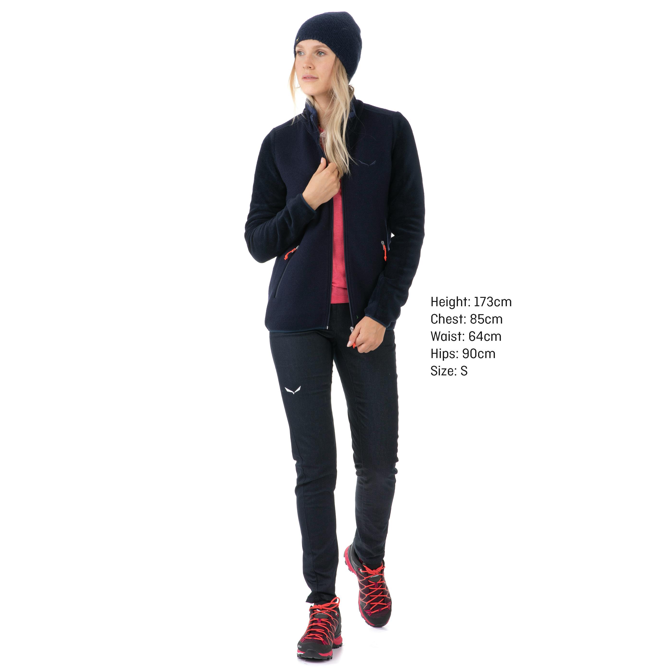 Fanes Sarner Light Damen Jacke on_body image
