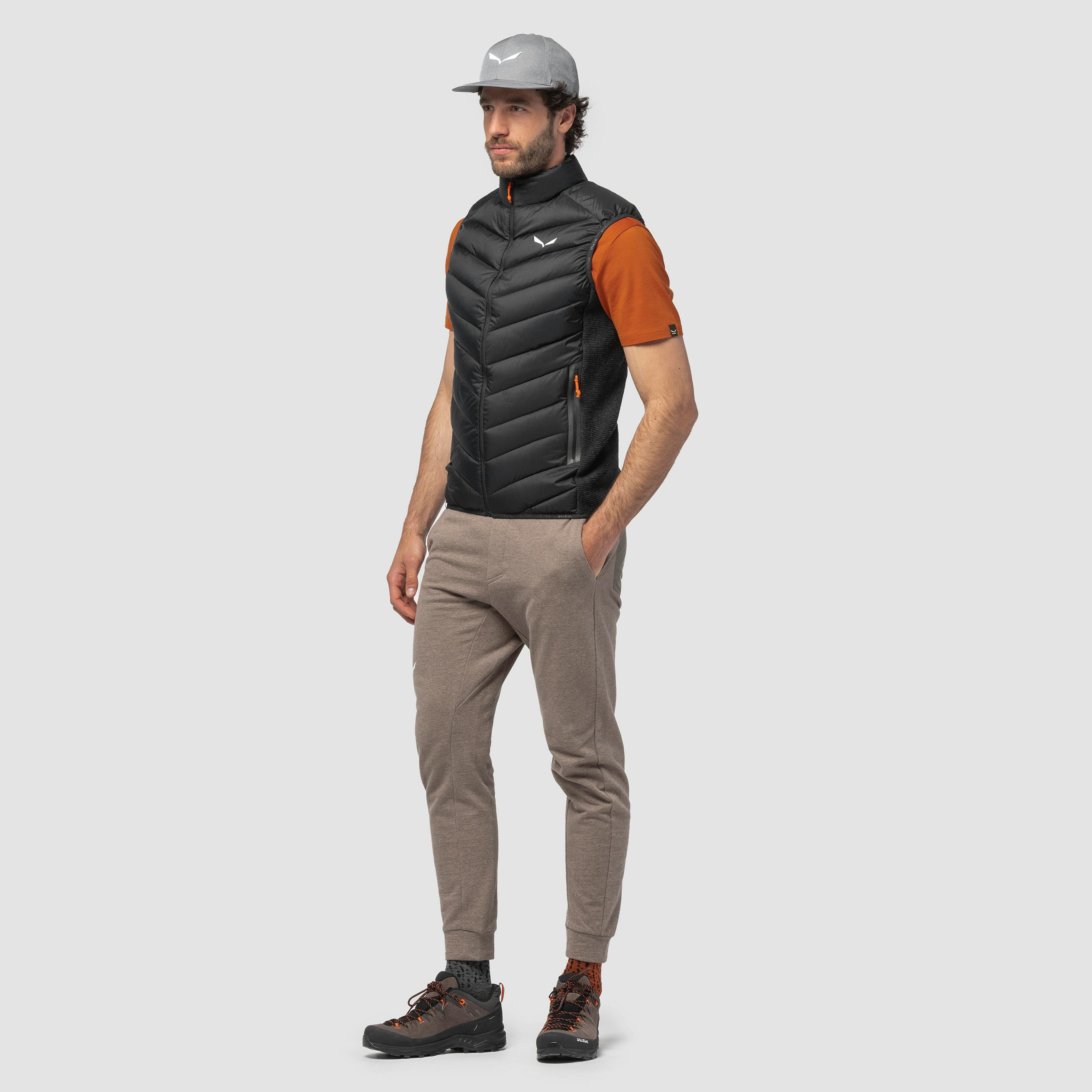Fanes Sarner Down Gilet Hybrid Uomo on_body image