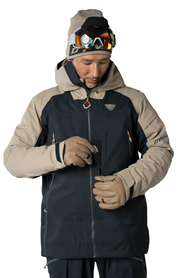 Tigard Gore-Tex Jacket Man hover image