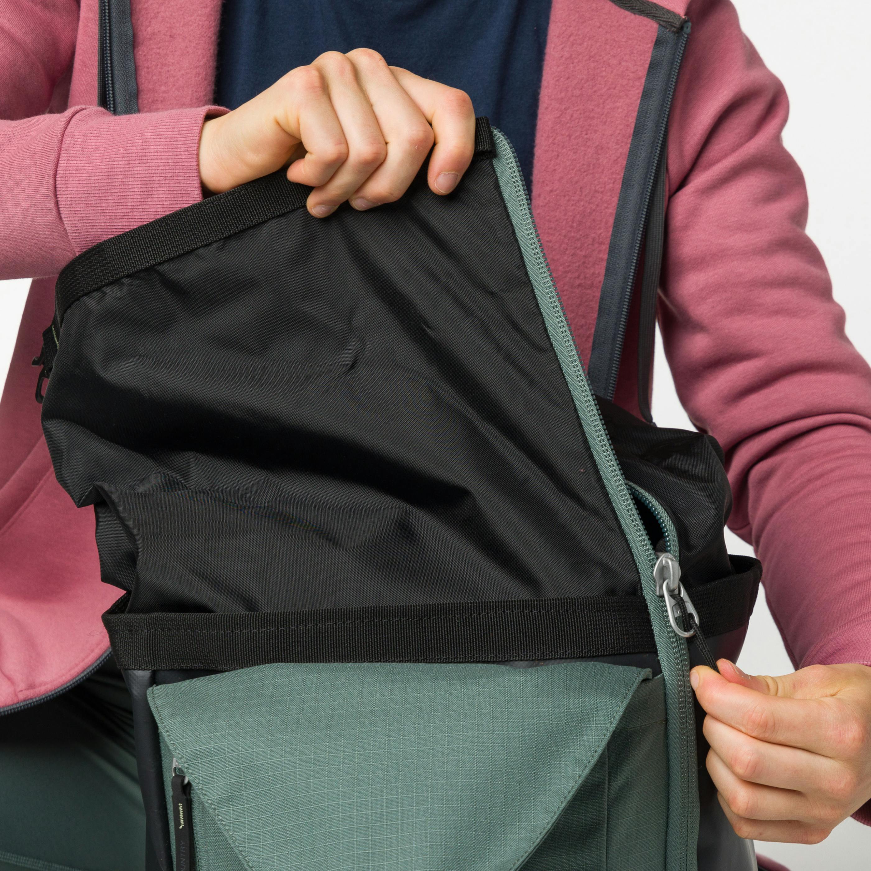 Crag Hauler 25 Rucksack perspective_view image