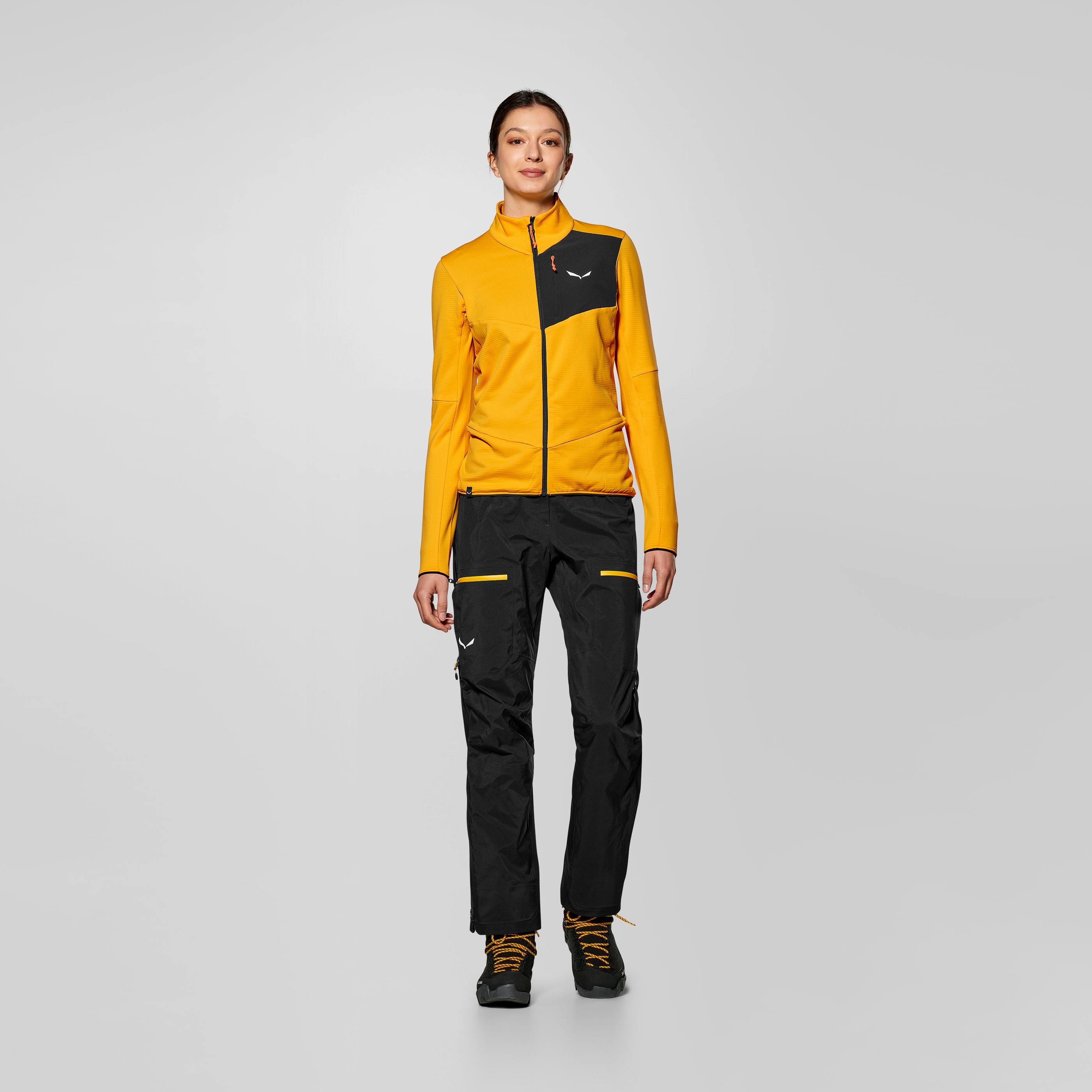 Ortles Fleecejacke Damen on_body image