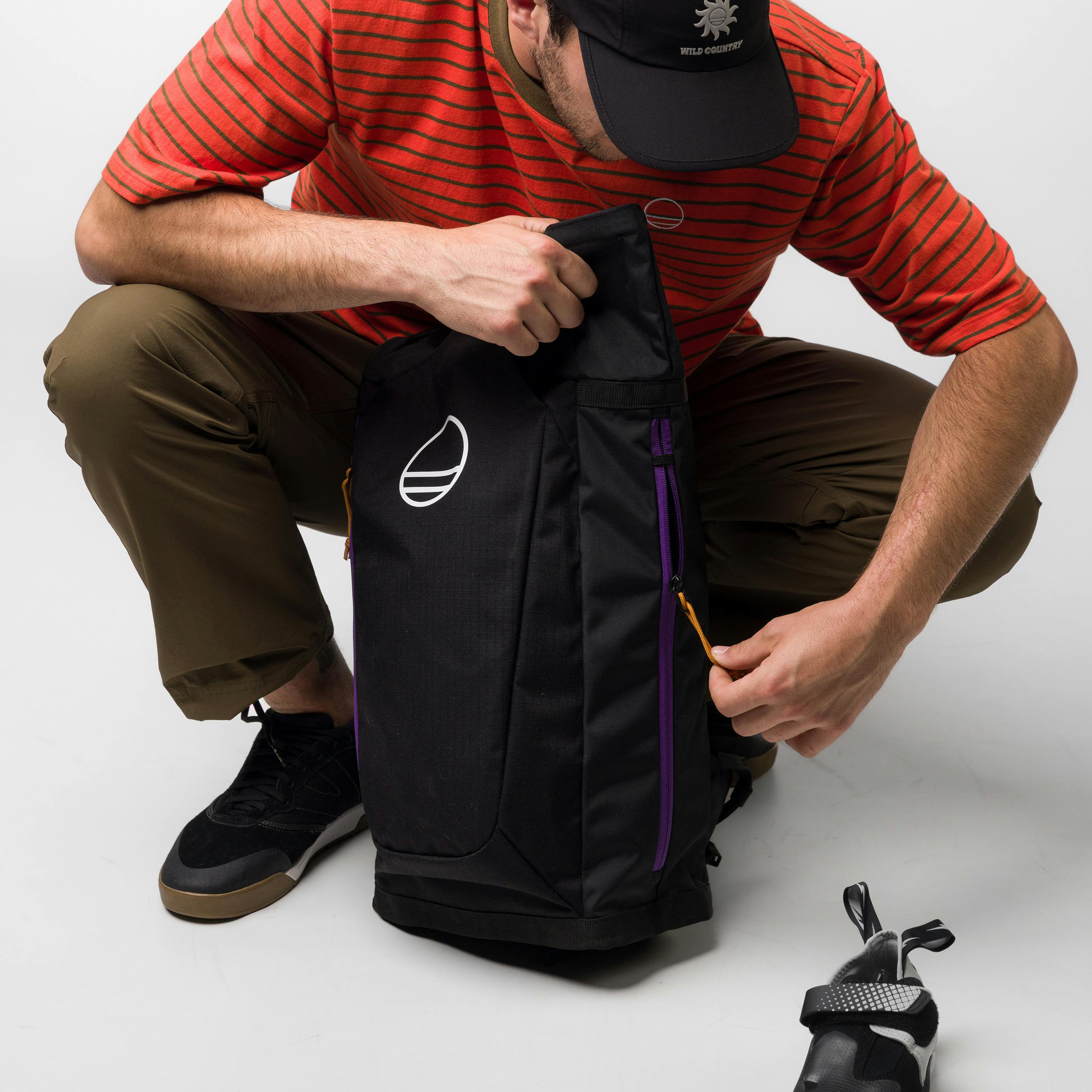 Base Hauler 25 Rucksack on_body image