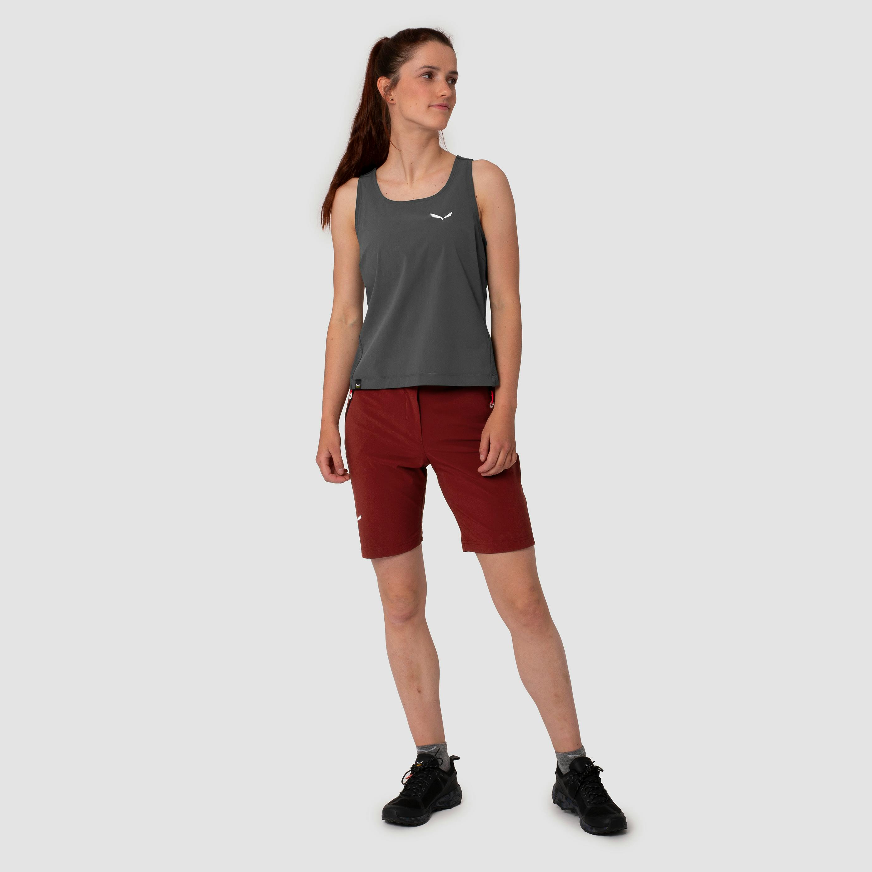 Pedroc Durastretch Shorts Damen on_body image