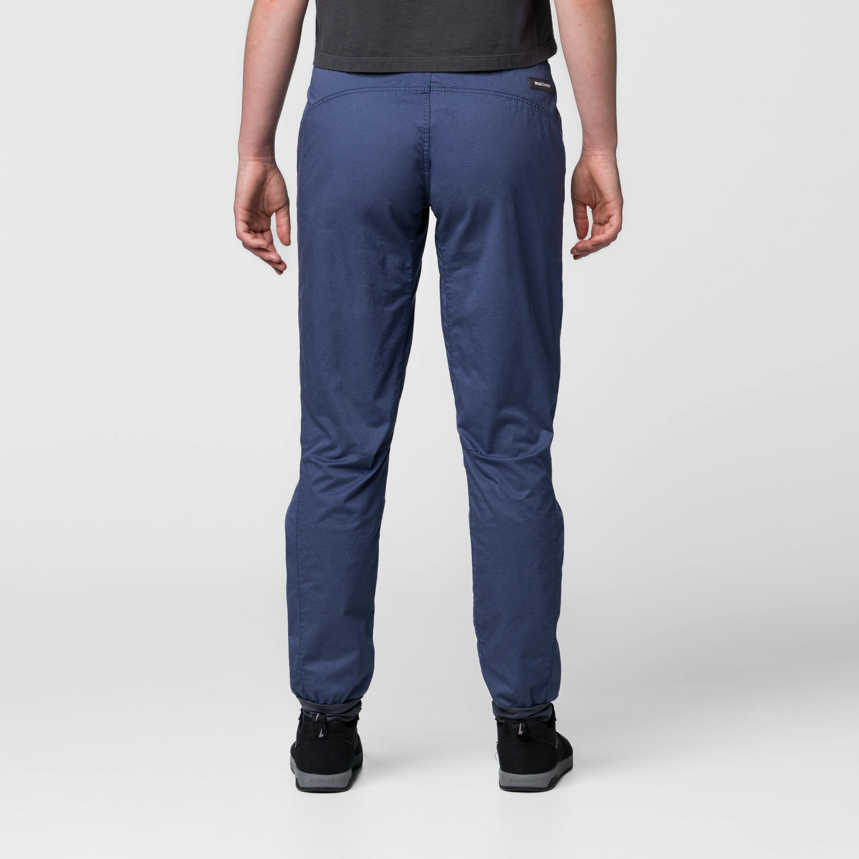 Session 2 Damen Hose  on_body image