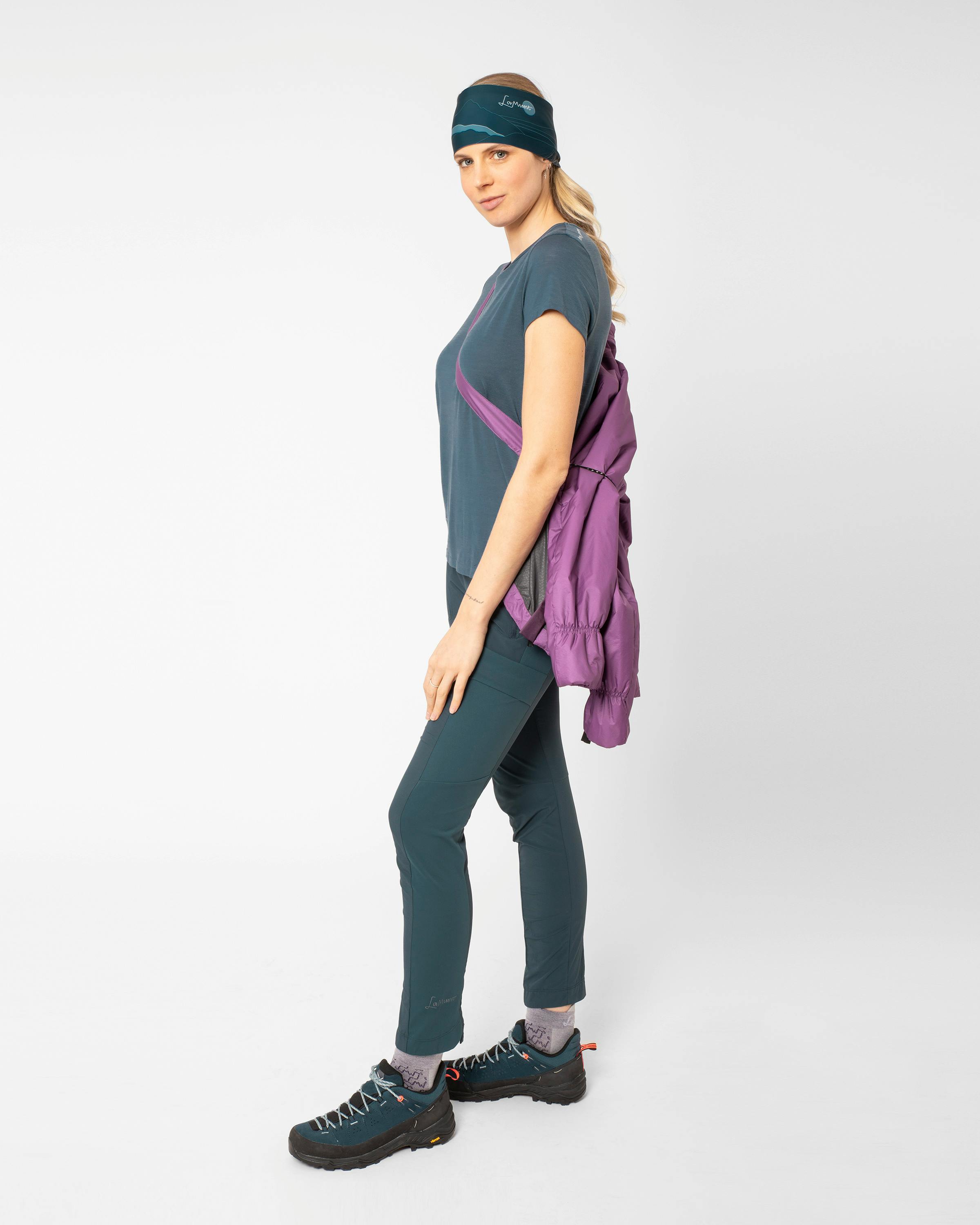 Samuela II Kaschmir Jacke action_shot image