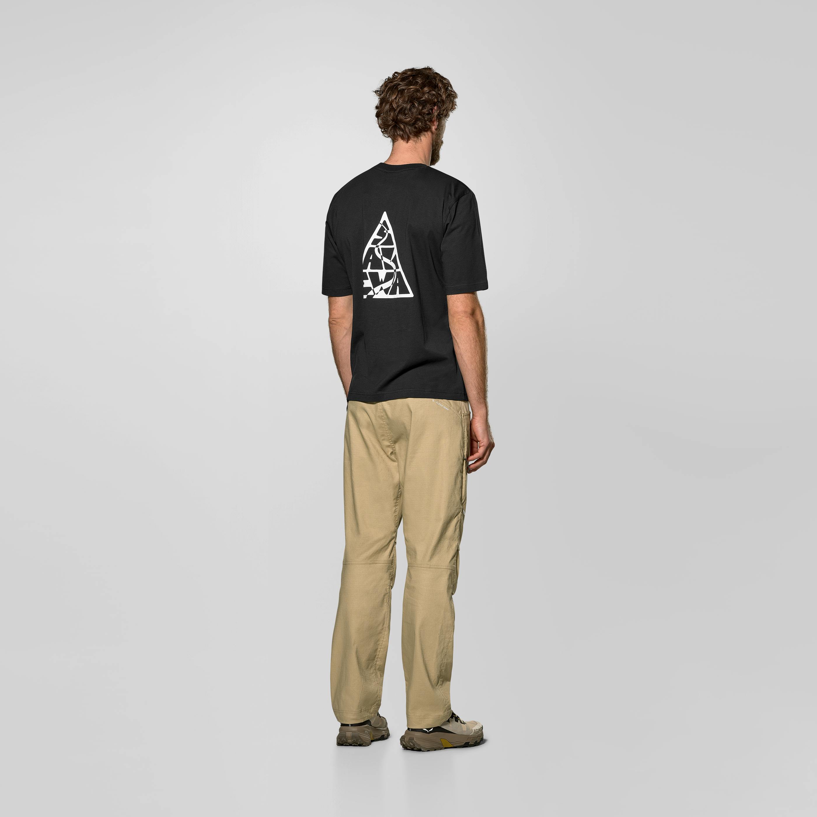 Eagle Loose T-Shirt Herren on_body image