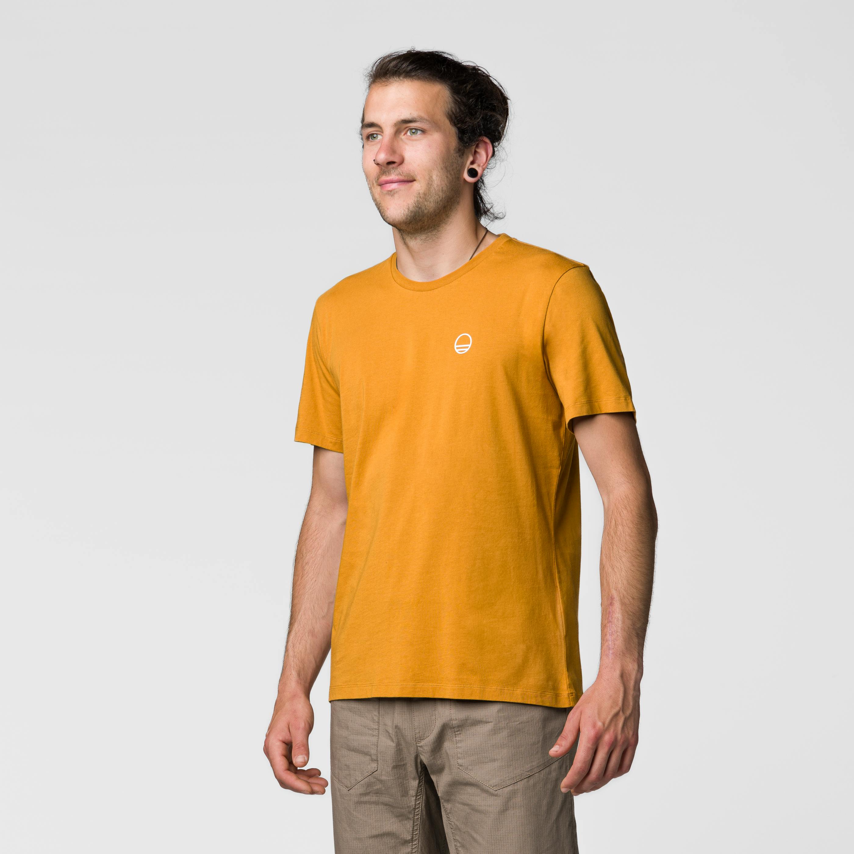 Friends Herren T-Shirt  on_body image