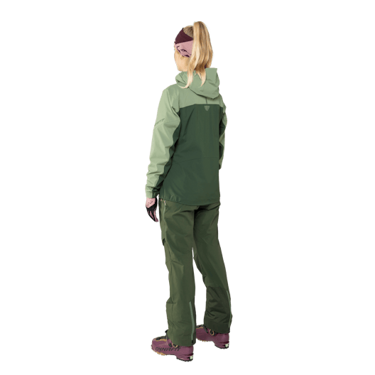 Ridge Dynastretch Jacket Women on_body image