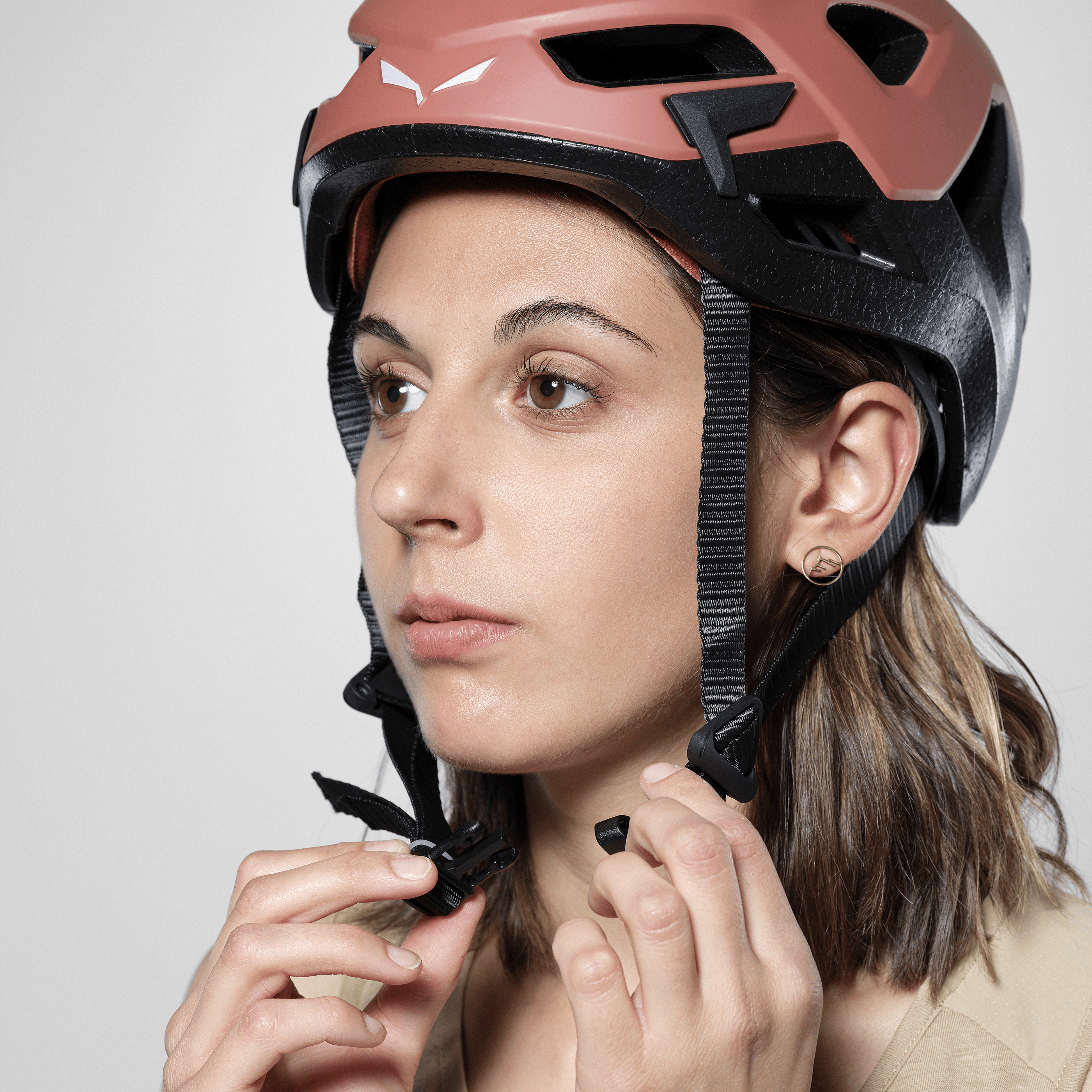 Aria Helmet tech_detail image