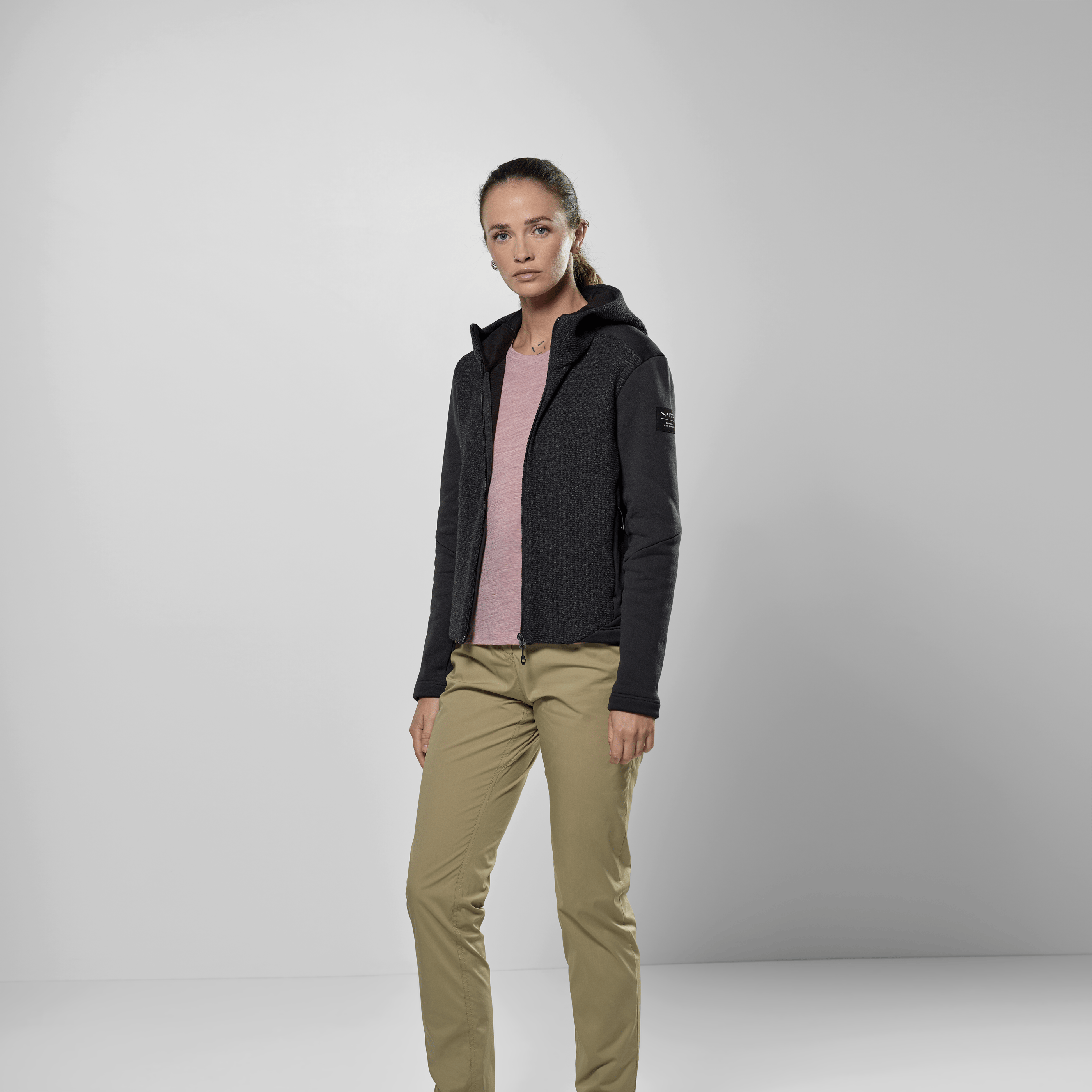 Fanes Sarner Light Hybrid Jacket Women on_body image
