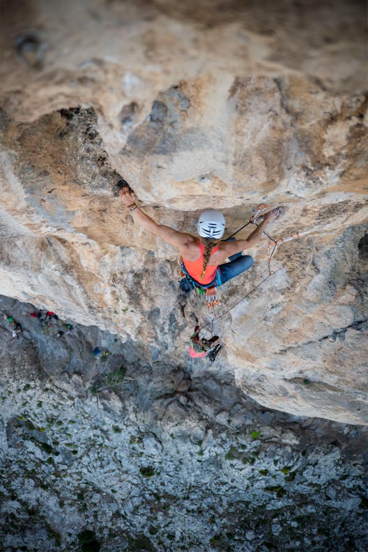 Belay Twist Lock Karabiner action_shot image