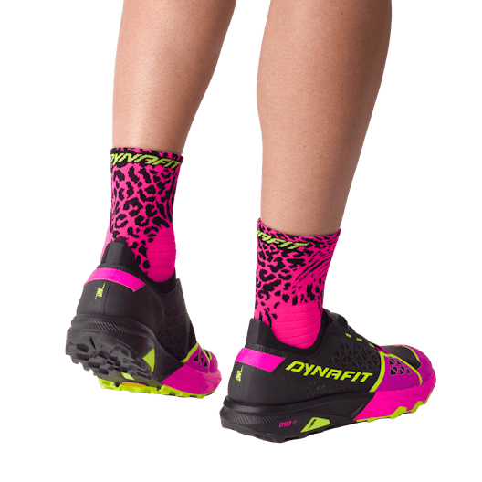 Run Wild Mid Socks perspective_view image