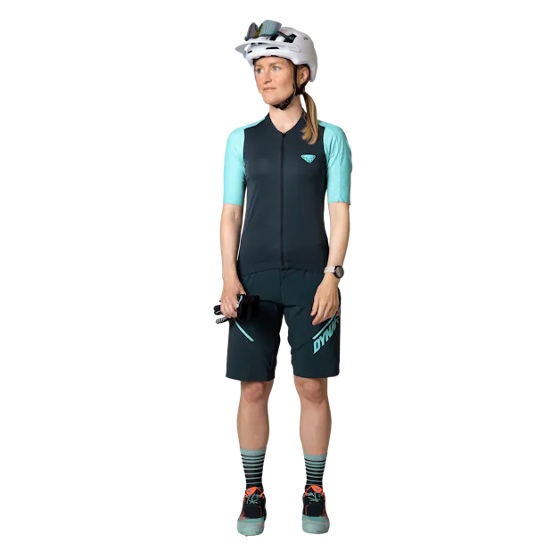 Ride Light Dynastretch Shorts Women on_body image